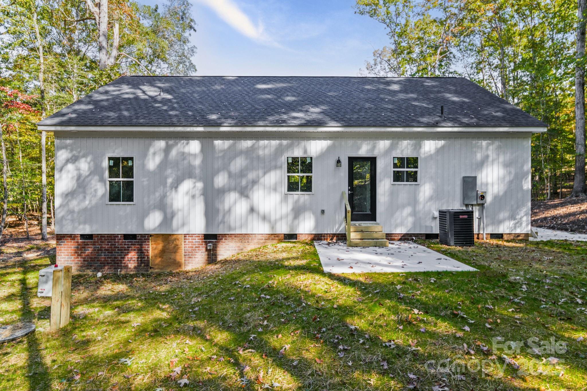 237 Roxboro Drive Property Photo 7