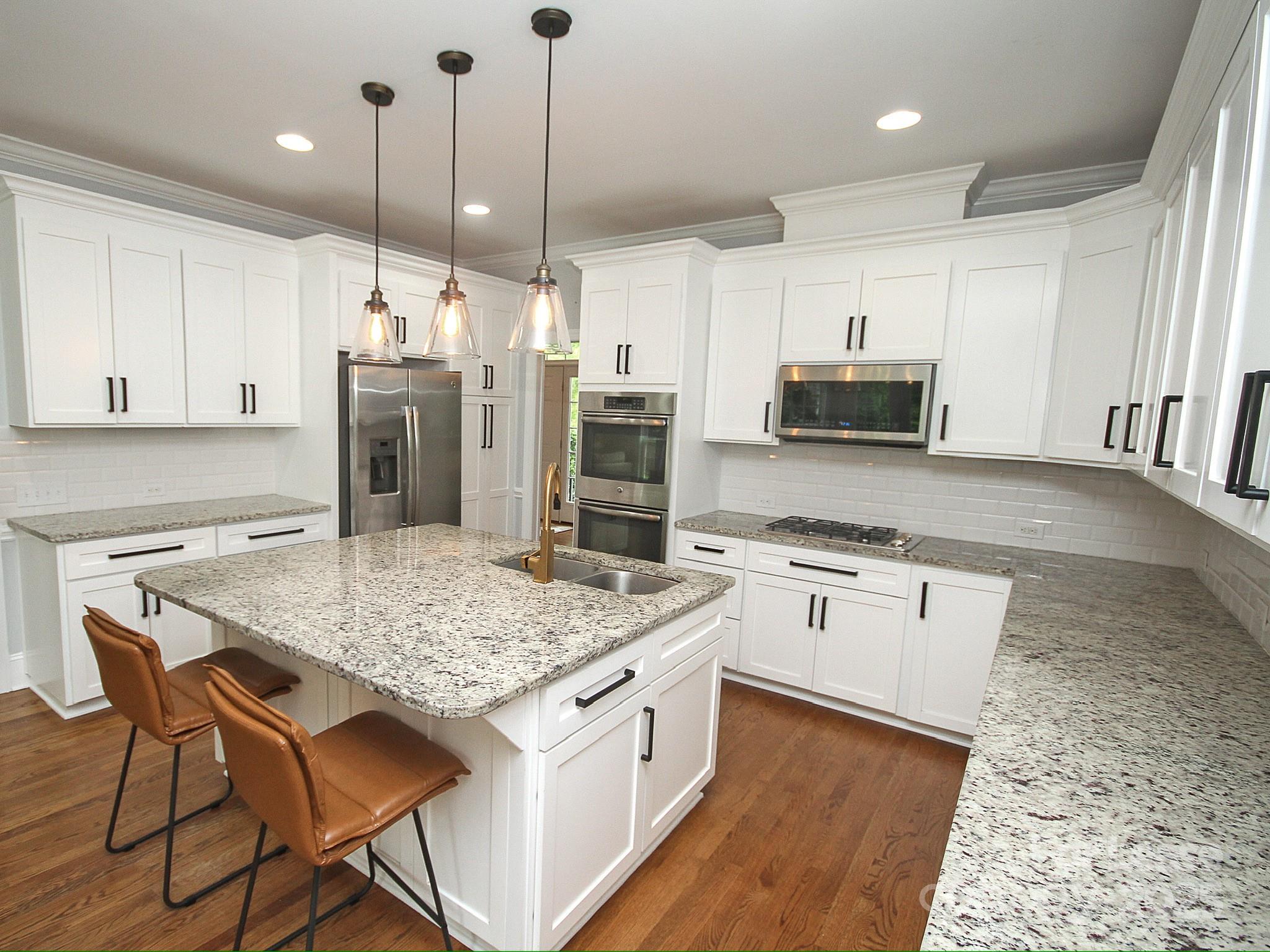 5528 Providence Road Property Photo 1