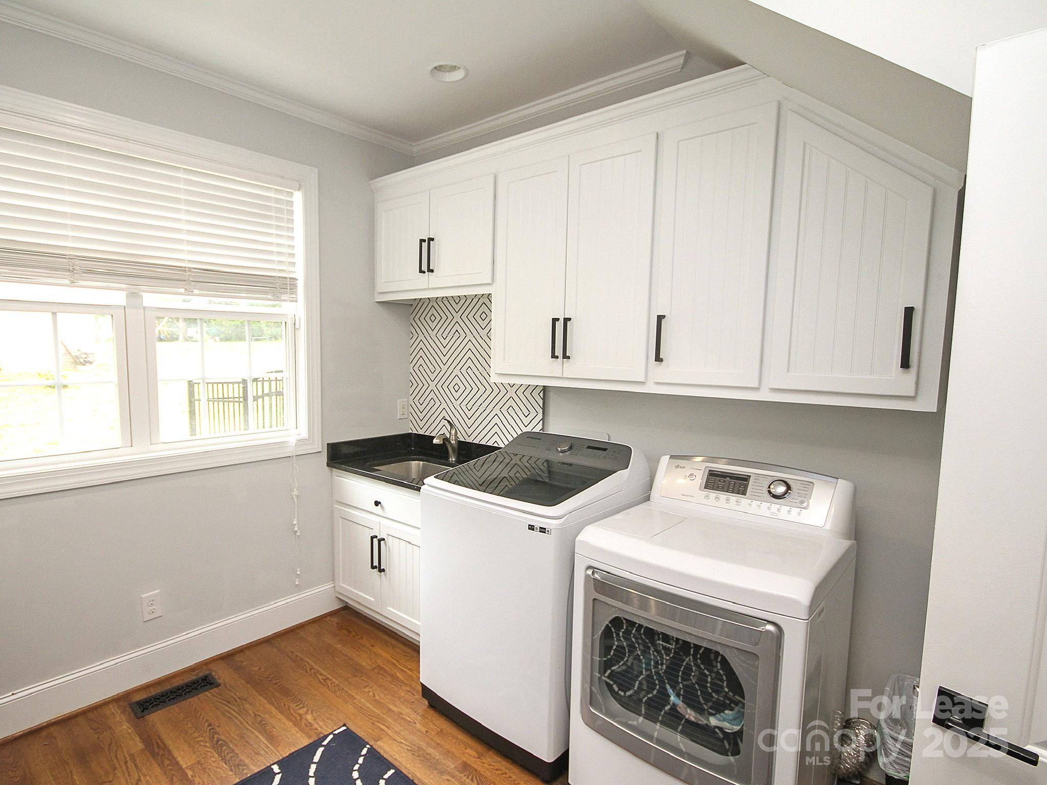 5528 Providence Road Property Photo 12