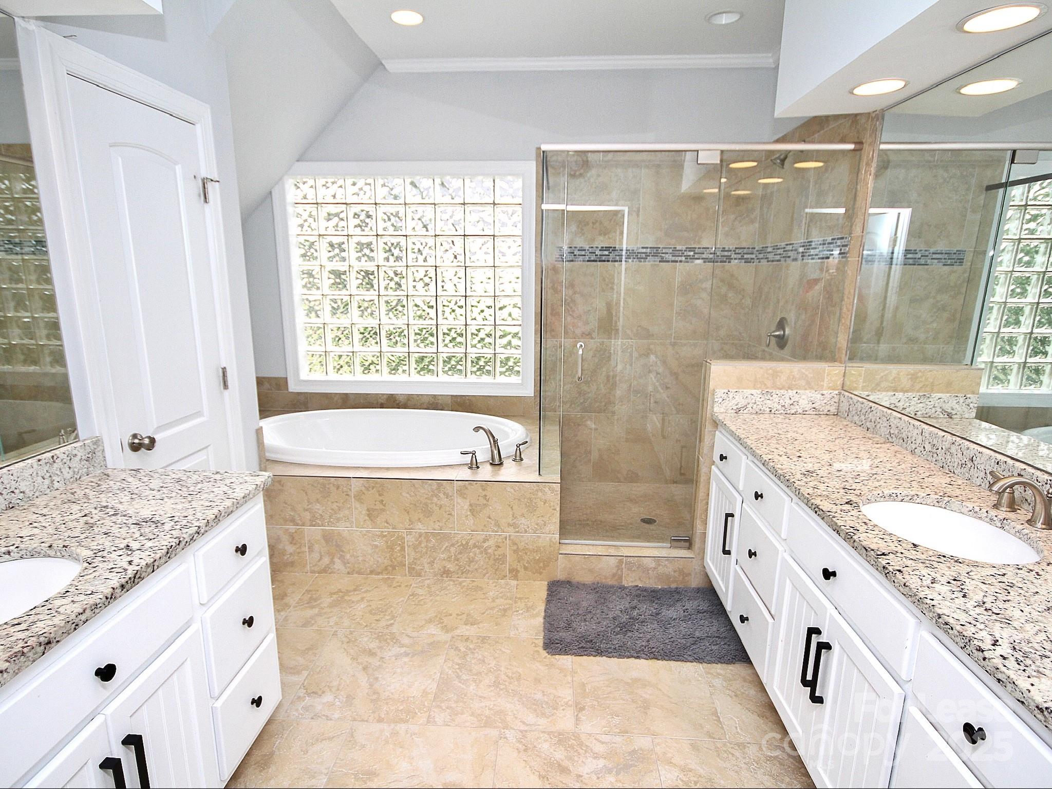 5528 Providence Road Property Photo 19