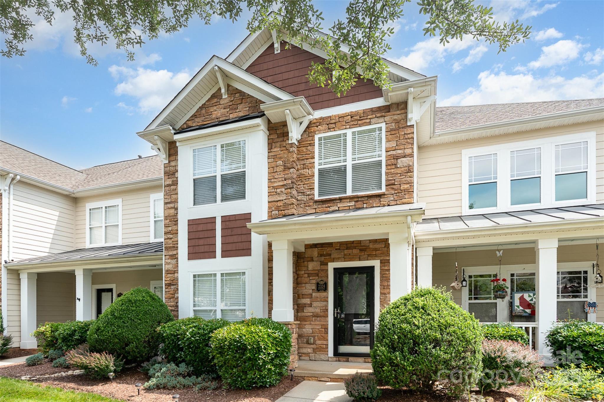 2324 Bonterra Boulevard Property Photo 2