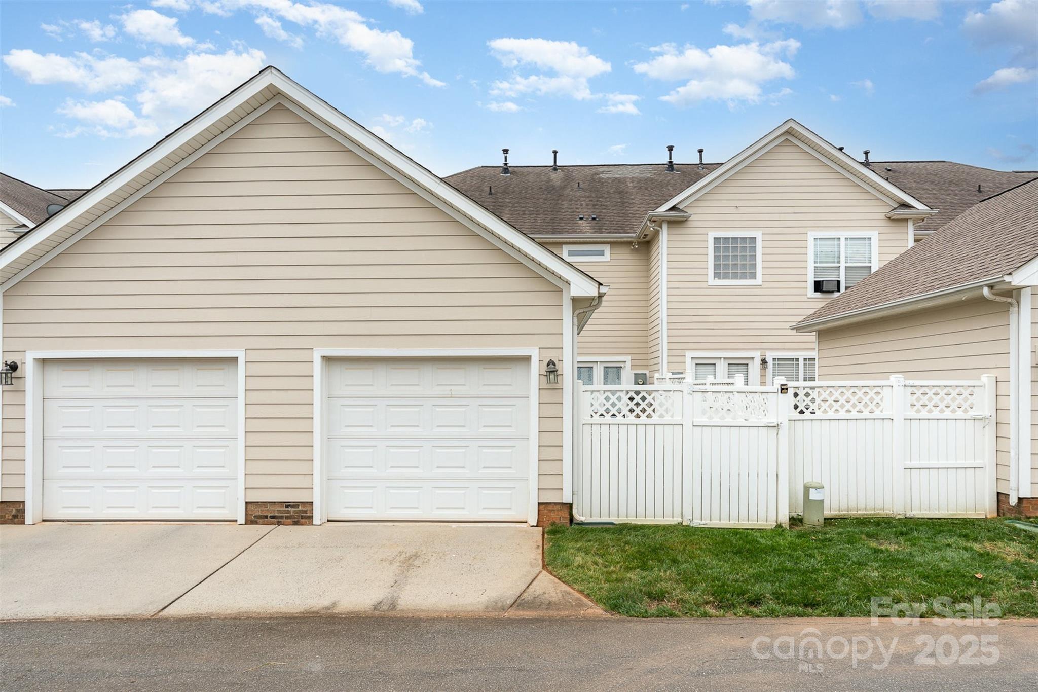 2324 Bonterra Boulevard Property Photo 5