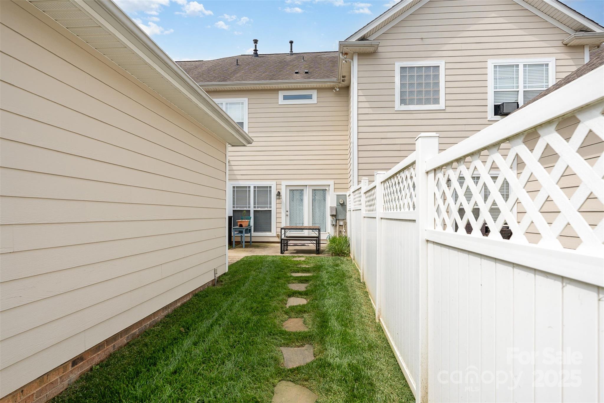 2324 Bonterra Boulevard Property Photo 7