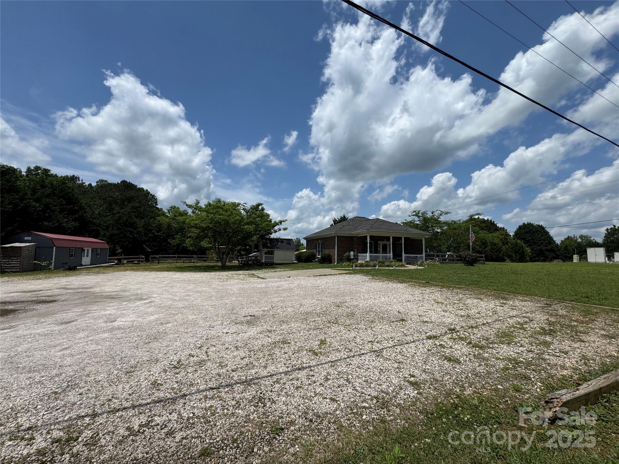 1853 Lincoln Road Property Photo 3