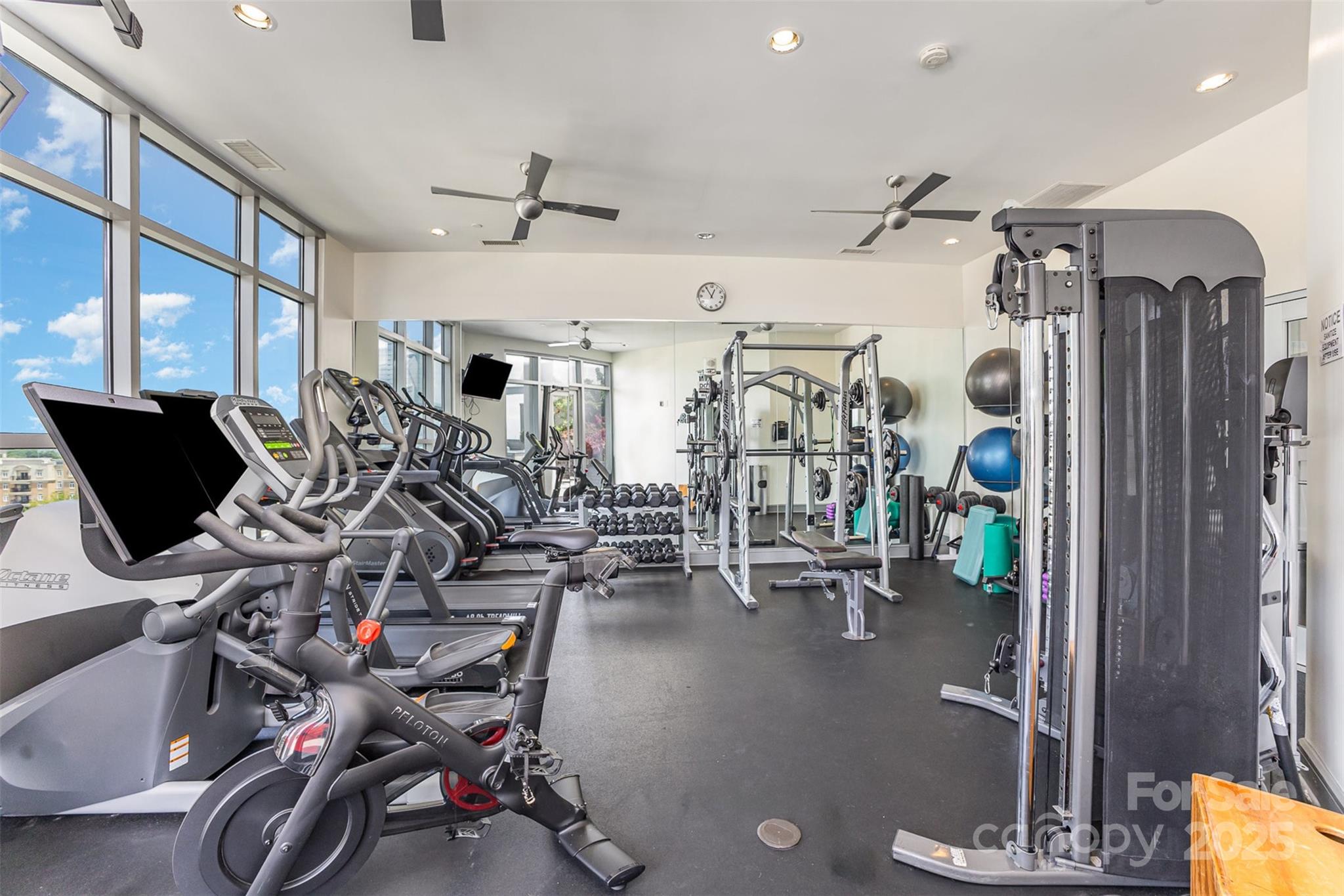 333 W Trade Street 1500 Property Photo 26