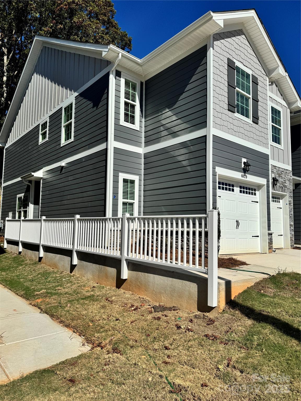 4029 Port Richmond Avenue 6 Property Photo 2