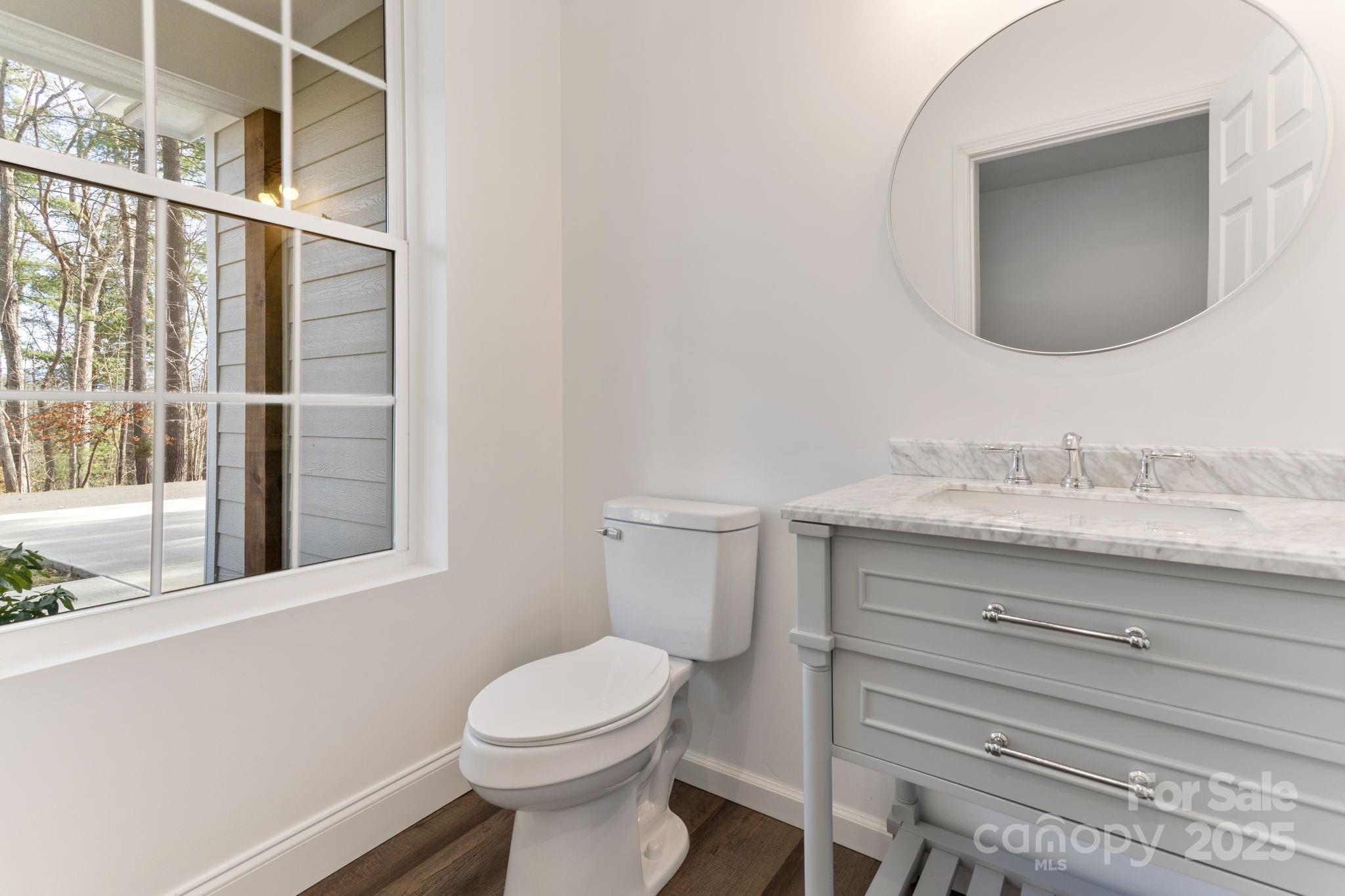 690 Settlers Trail Property Photo 18