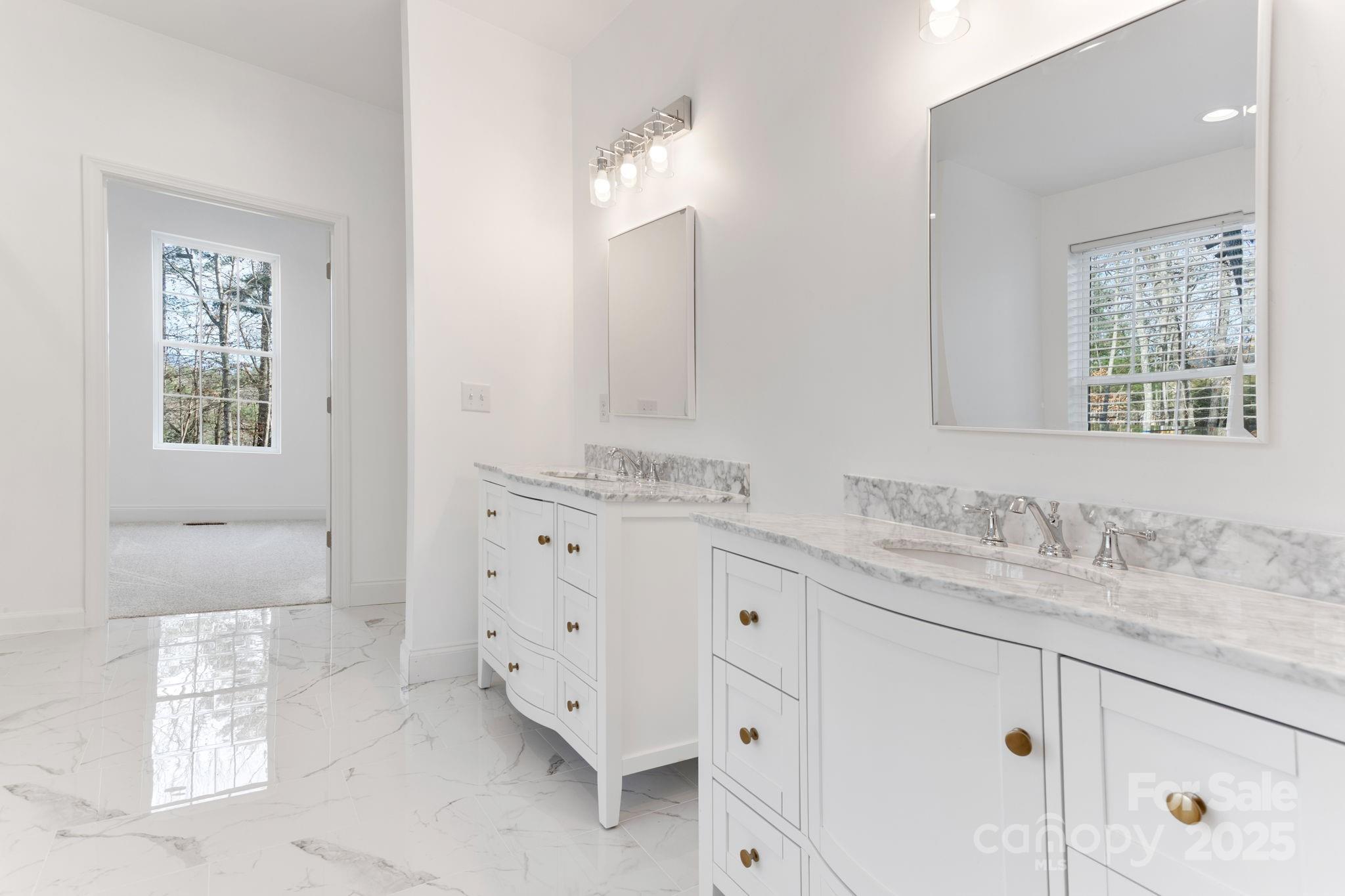 690 Settlers Trail Property Photo 28