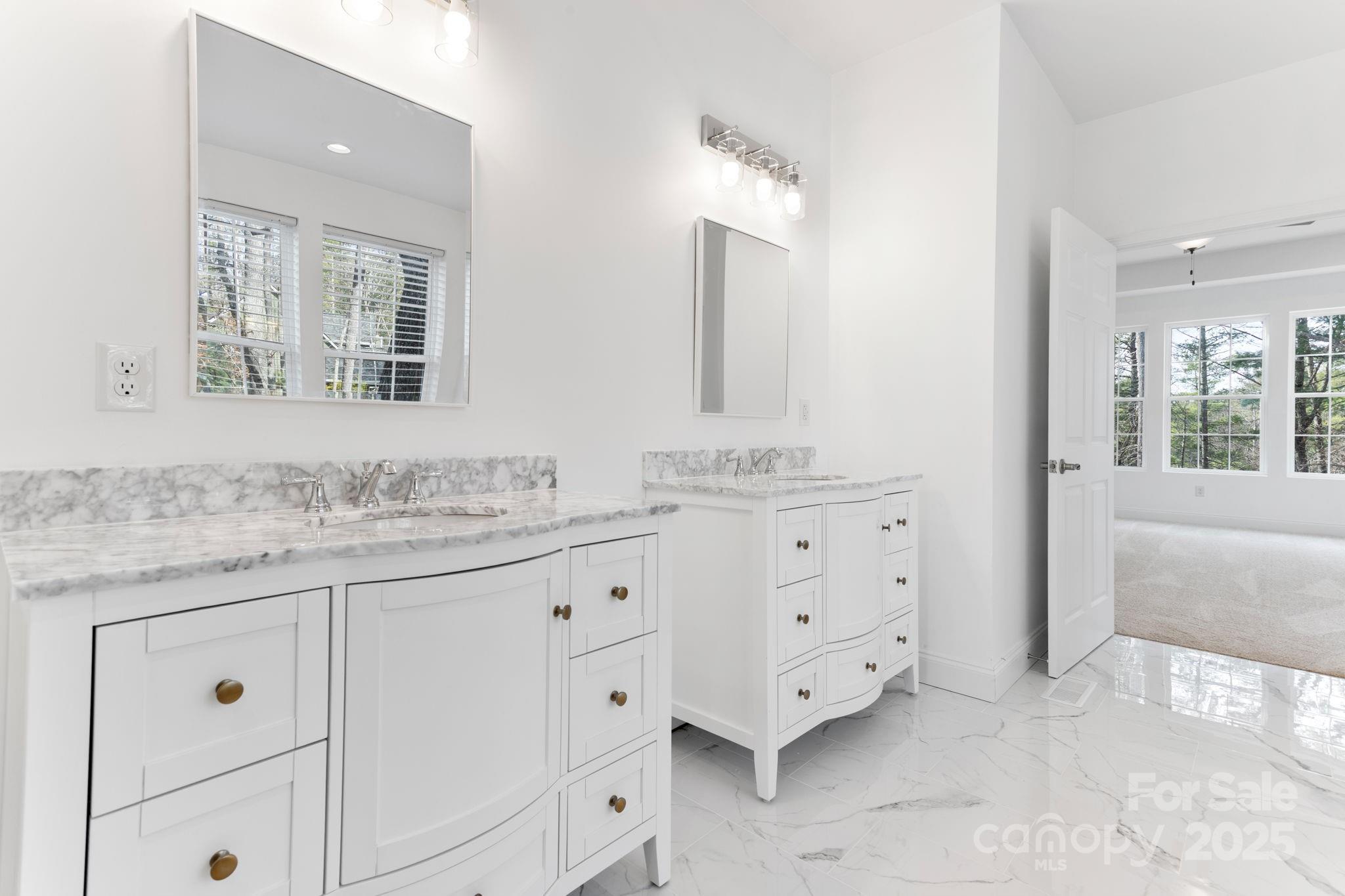 690 Settlers Trail Property Photo 29