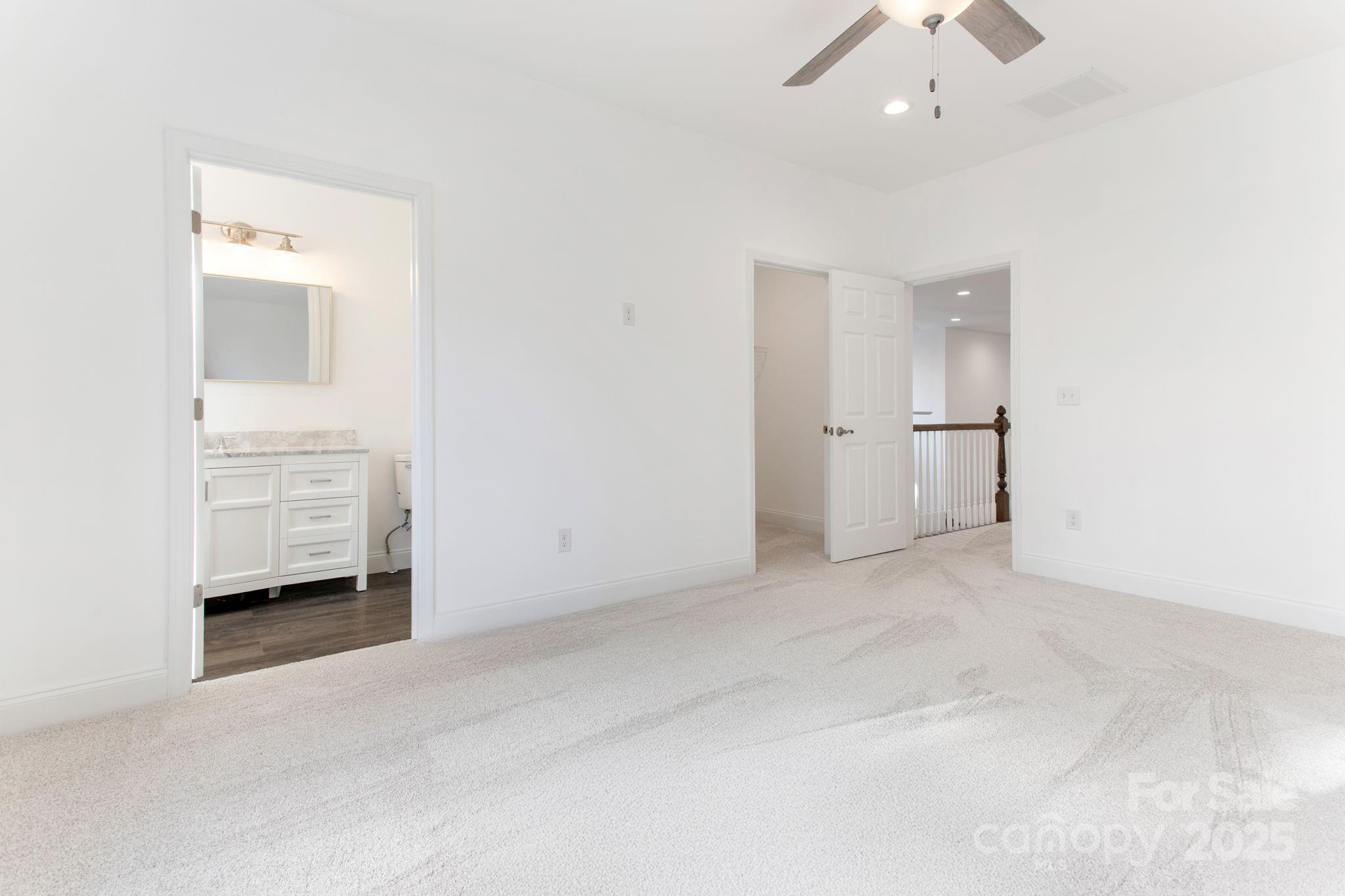 690 Settlers Trail Property Photo 42