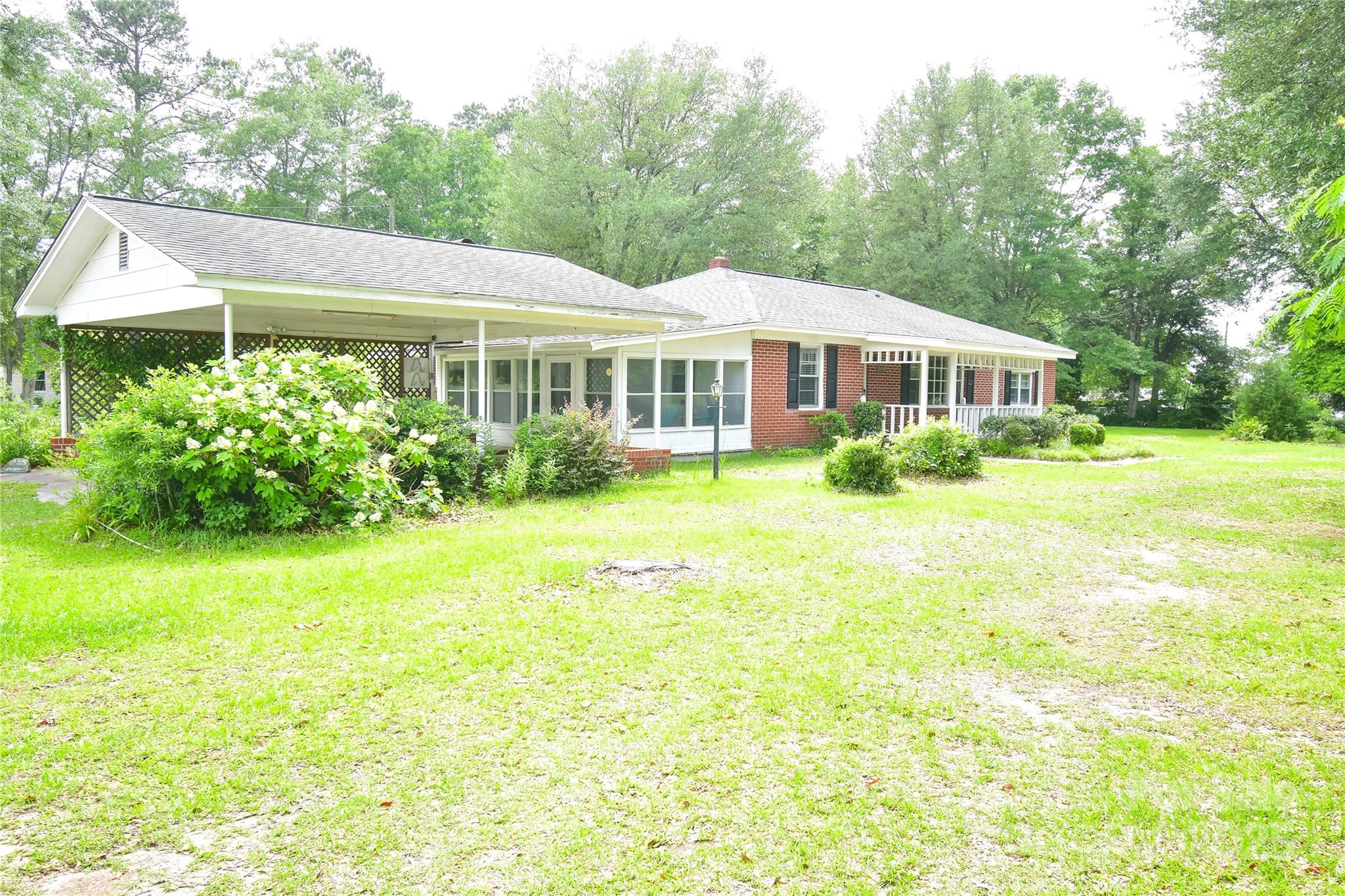 5199 Bethune Road Property Photo 1