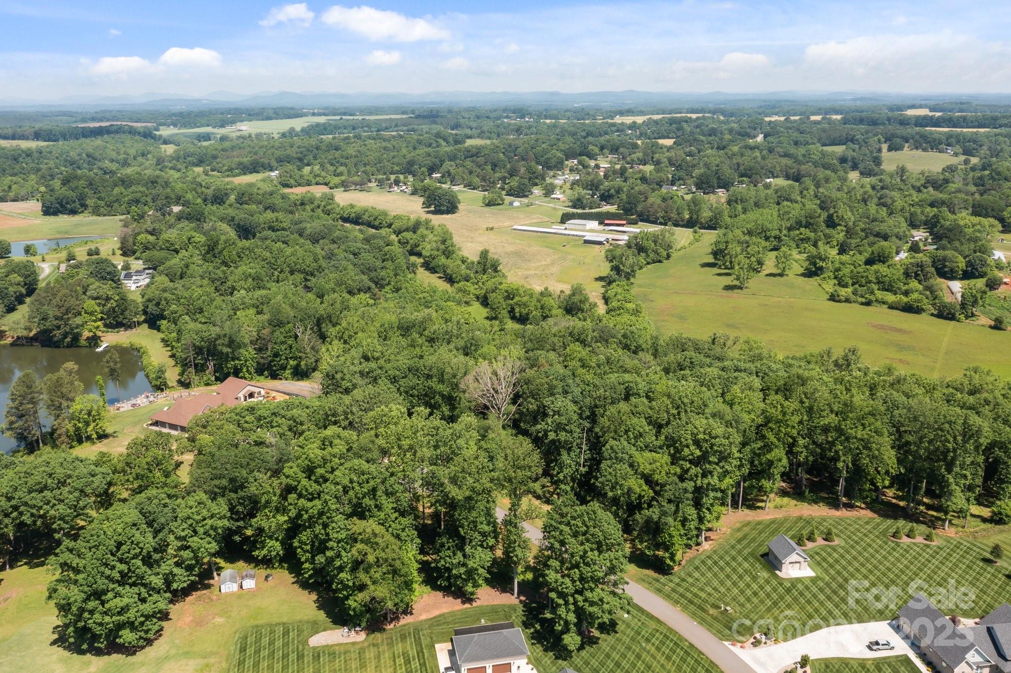 128 Backrush Court Property Photo 14