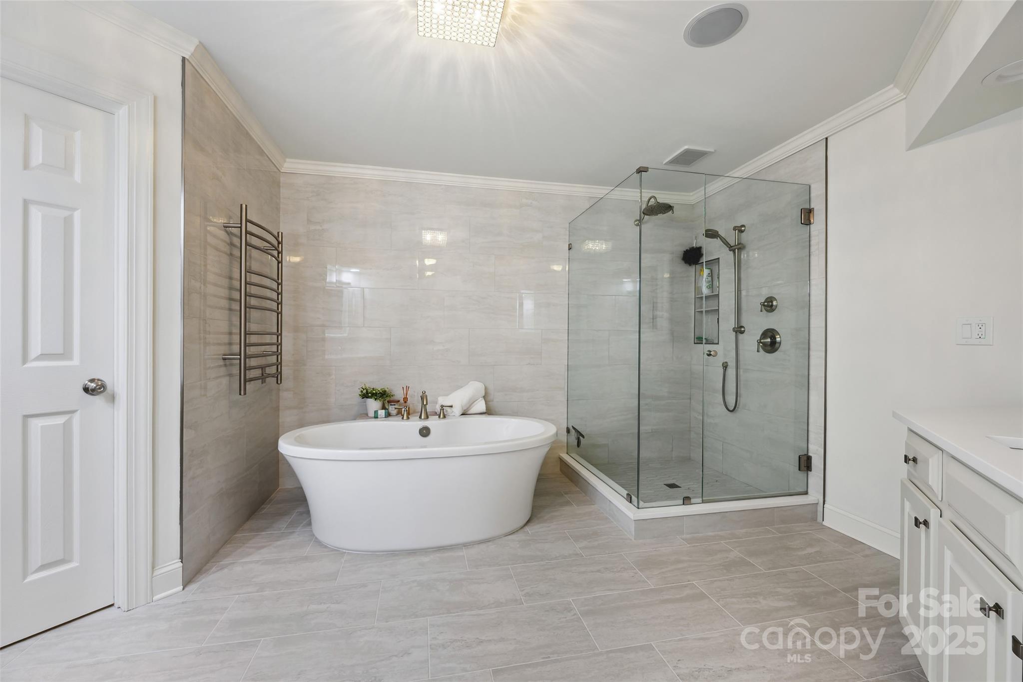 3128 Ethereal Lane Property Photo 8