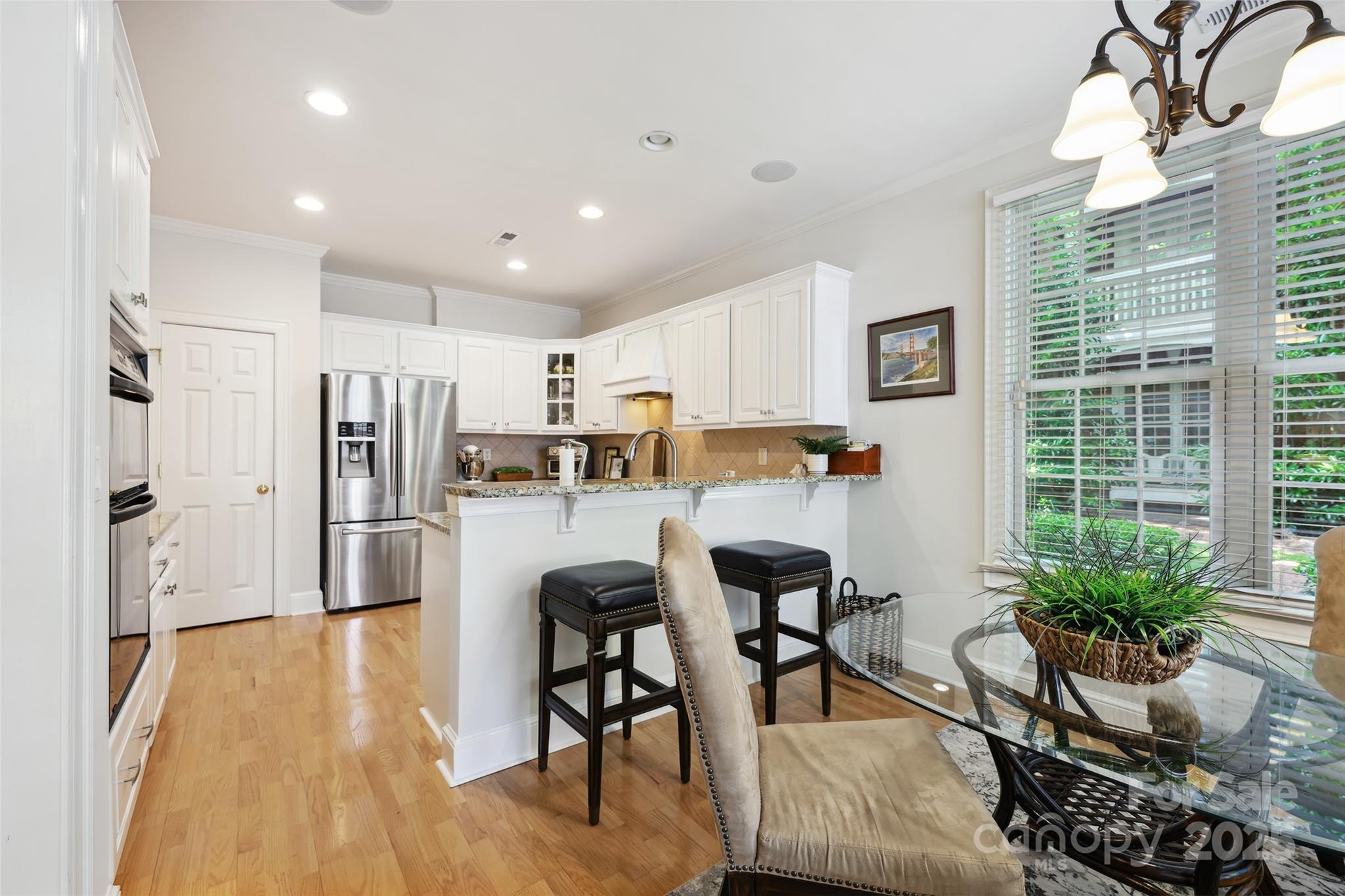 3128 Ethereal Lane Property Photo 10