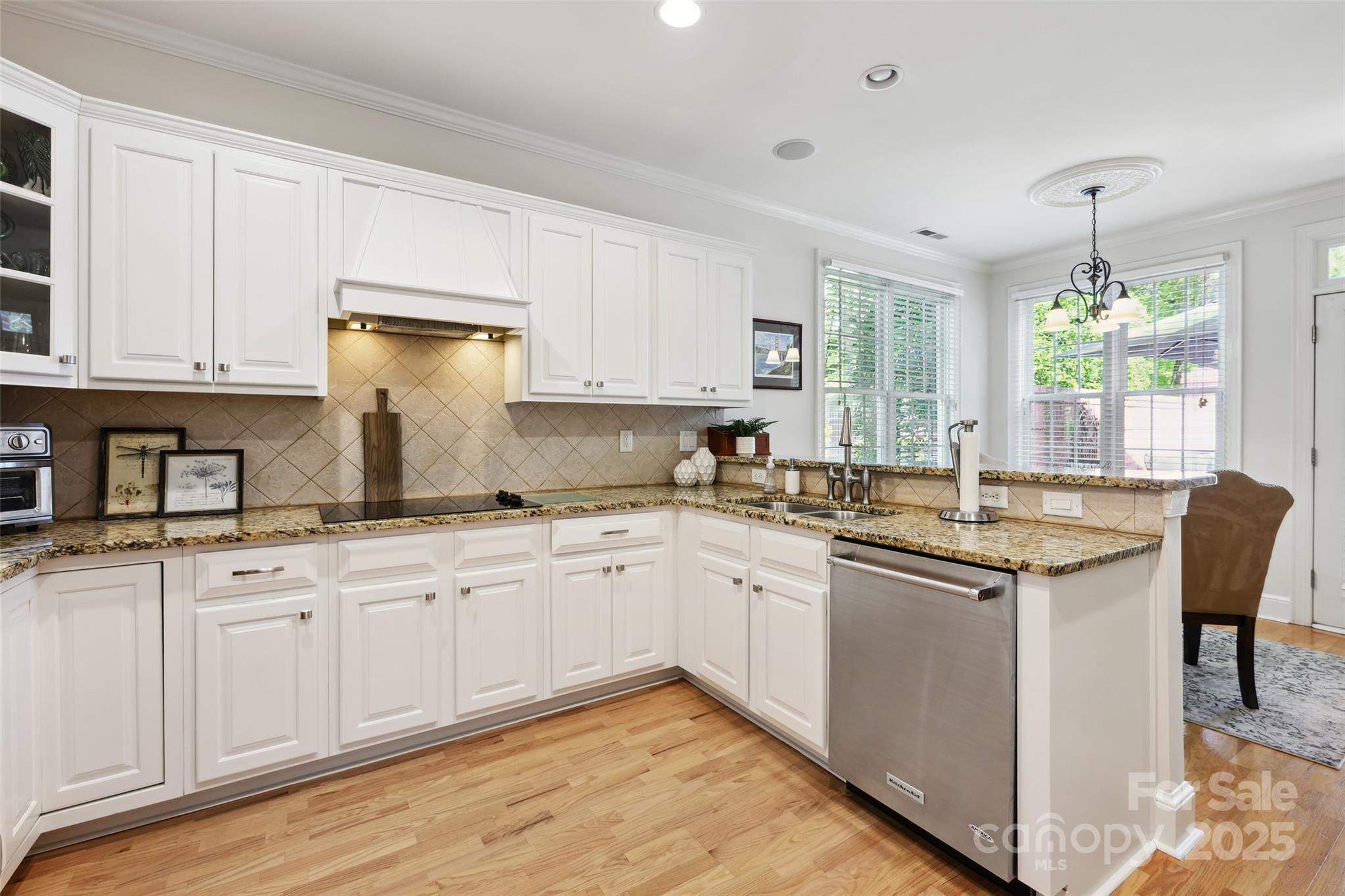 3128 Ethereal Lane Property Photo 11