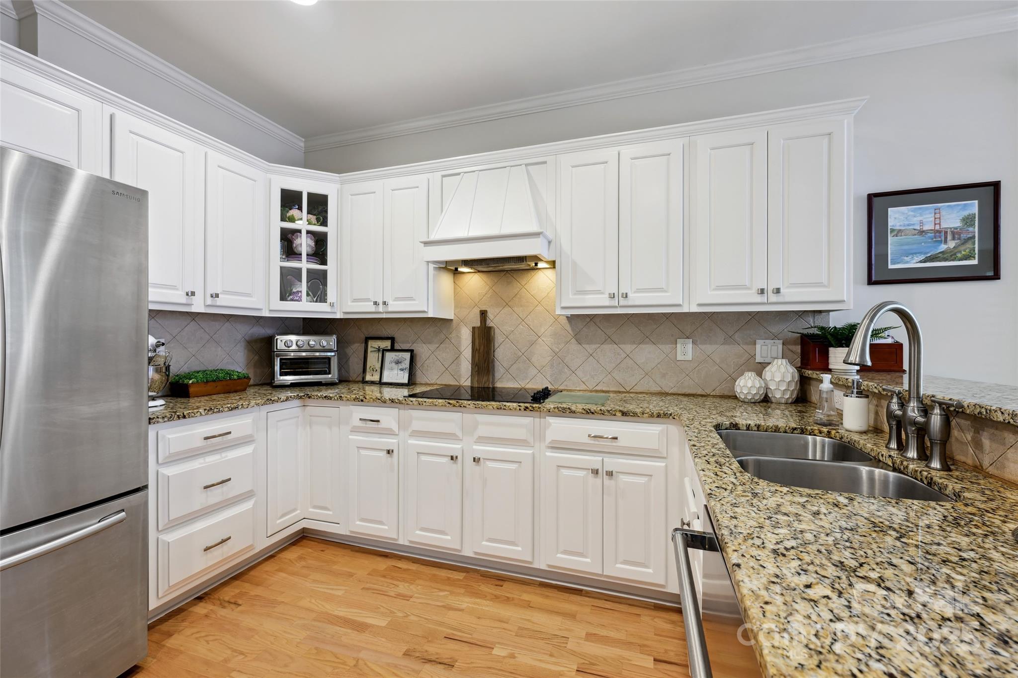 3128 Ethereal Lane Property Photo 12