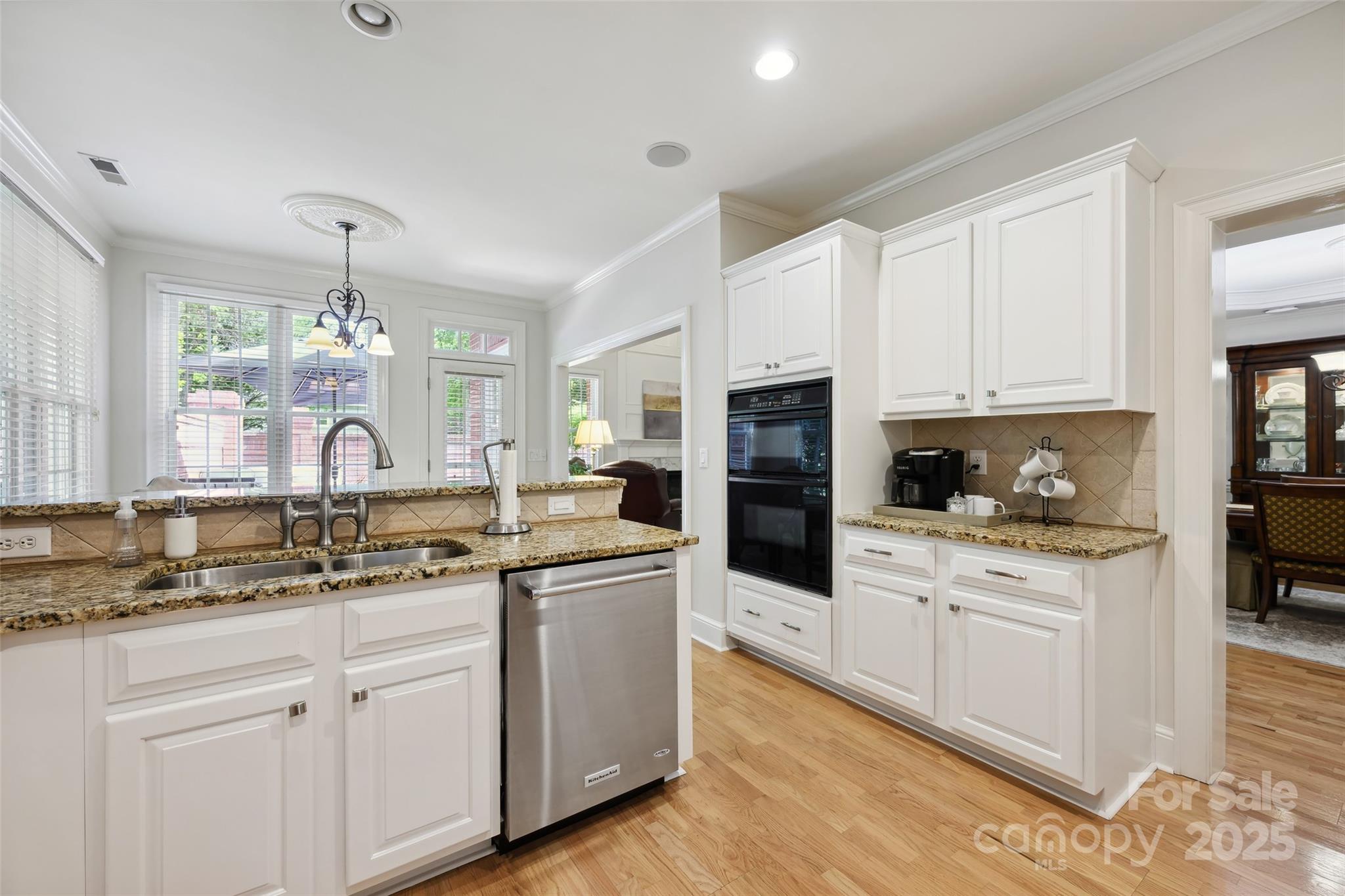 3128 Ethereal Lane Property Photo 13
