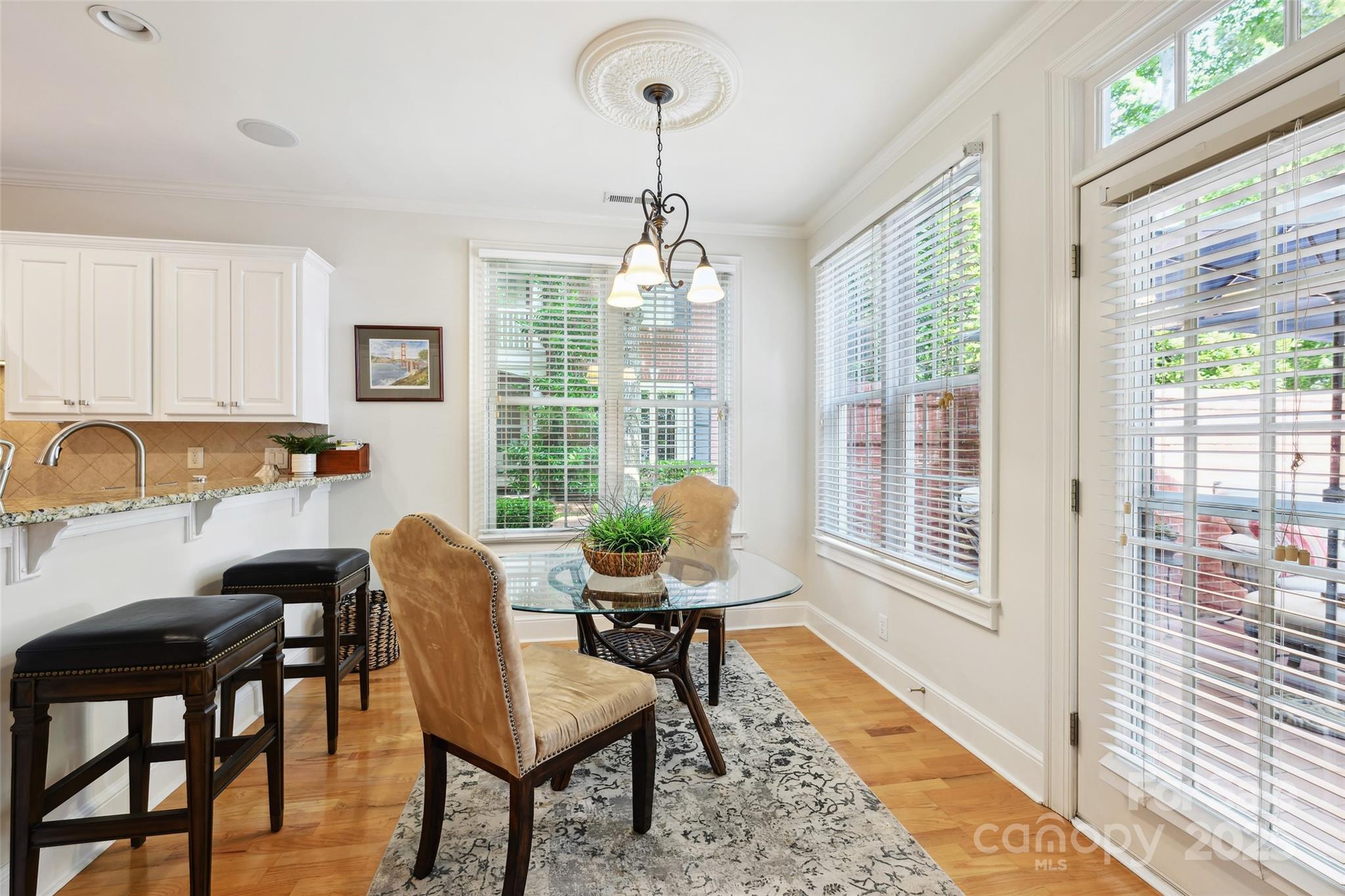 3128 Ethereal Lane Property Photo 14