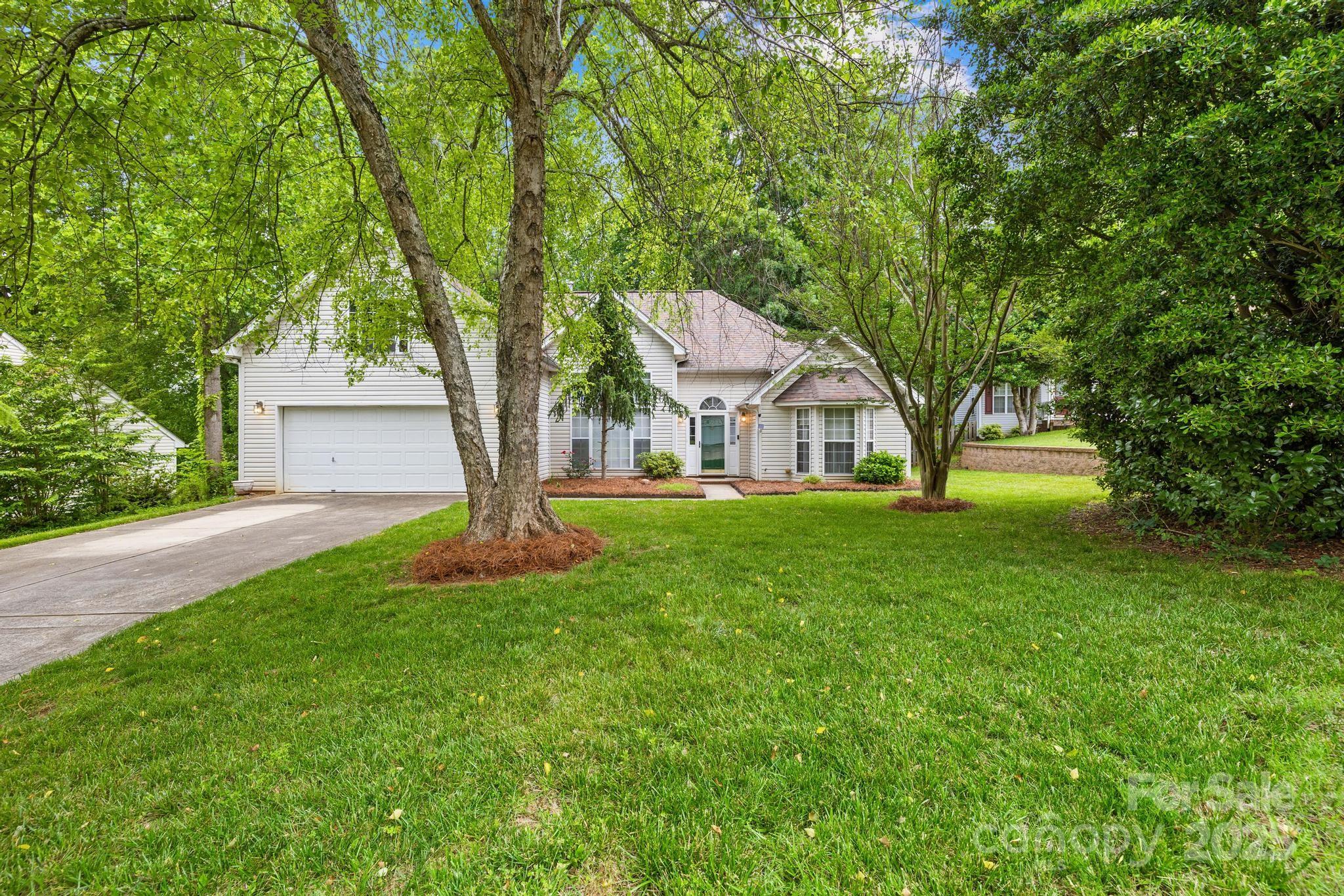 125 Canopy Court Property Photo