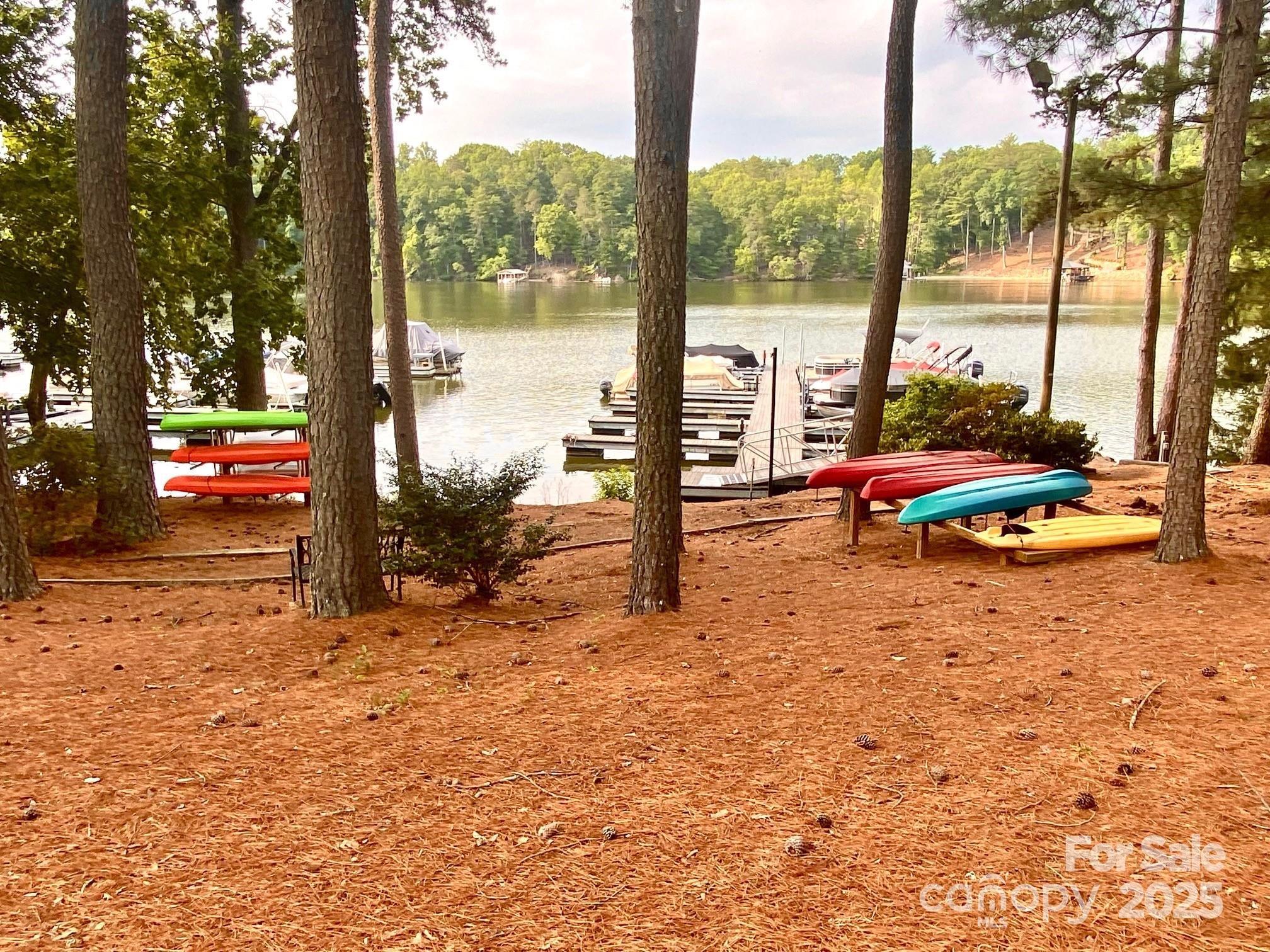 5418 Breakwater Drive Property Photo 6