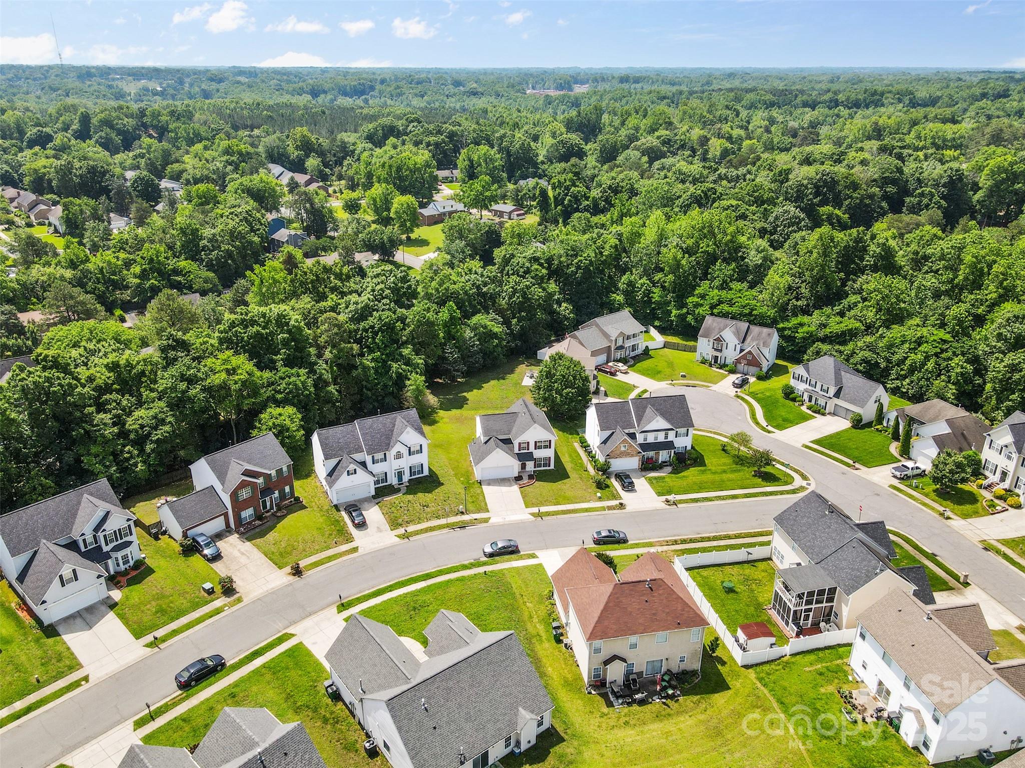 7212 Ravanna Drive Property Photo 6