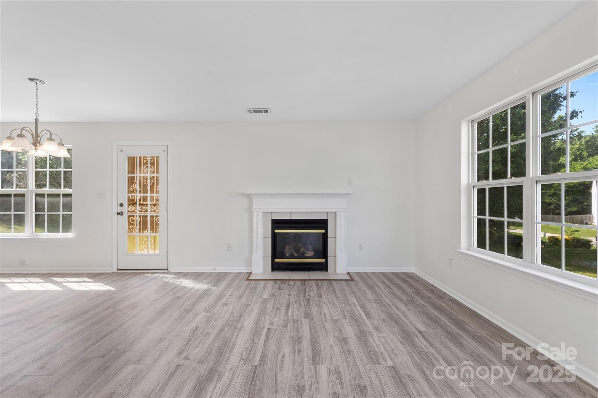 7212 Ravanna Drive Property Photo 12