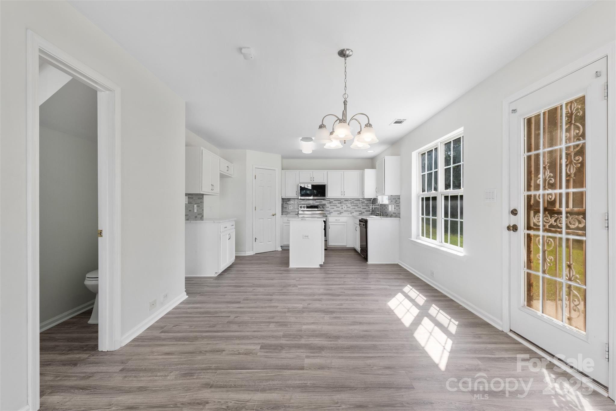 7212 Ravanna Drive Property Photo 13