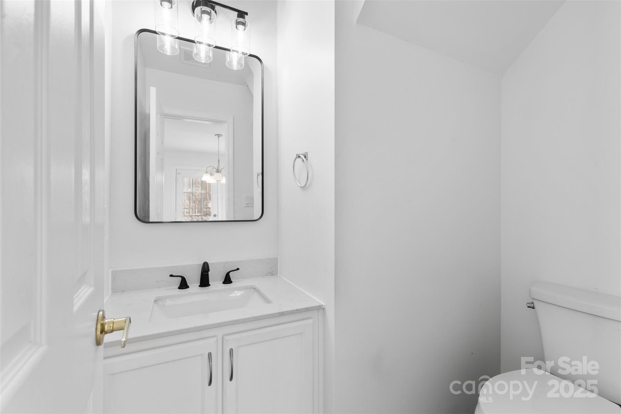 7212 Ravanna Drive Property Photo 14