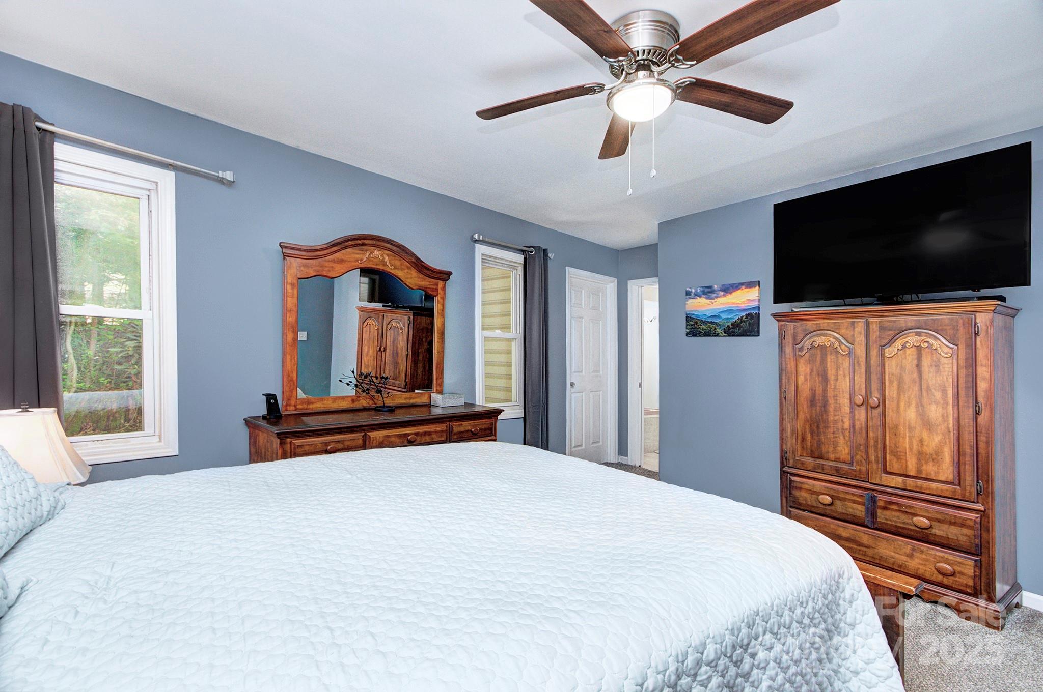 304 White Pine Drive Property Photo 16