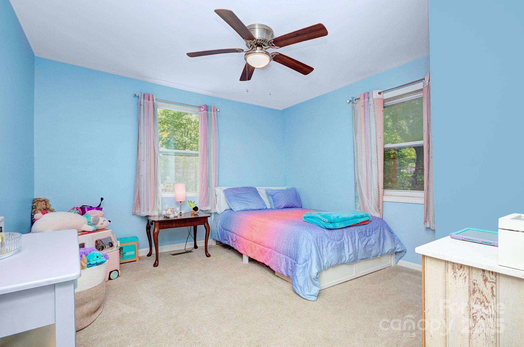 304 White Pine Drive Property Photo 20