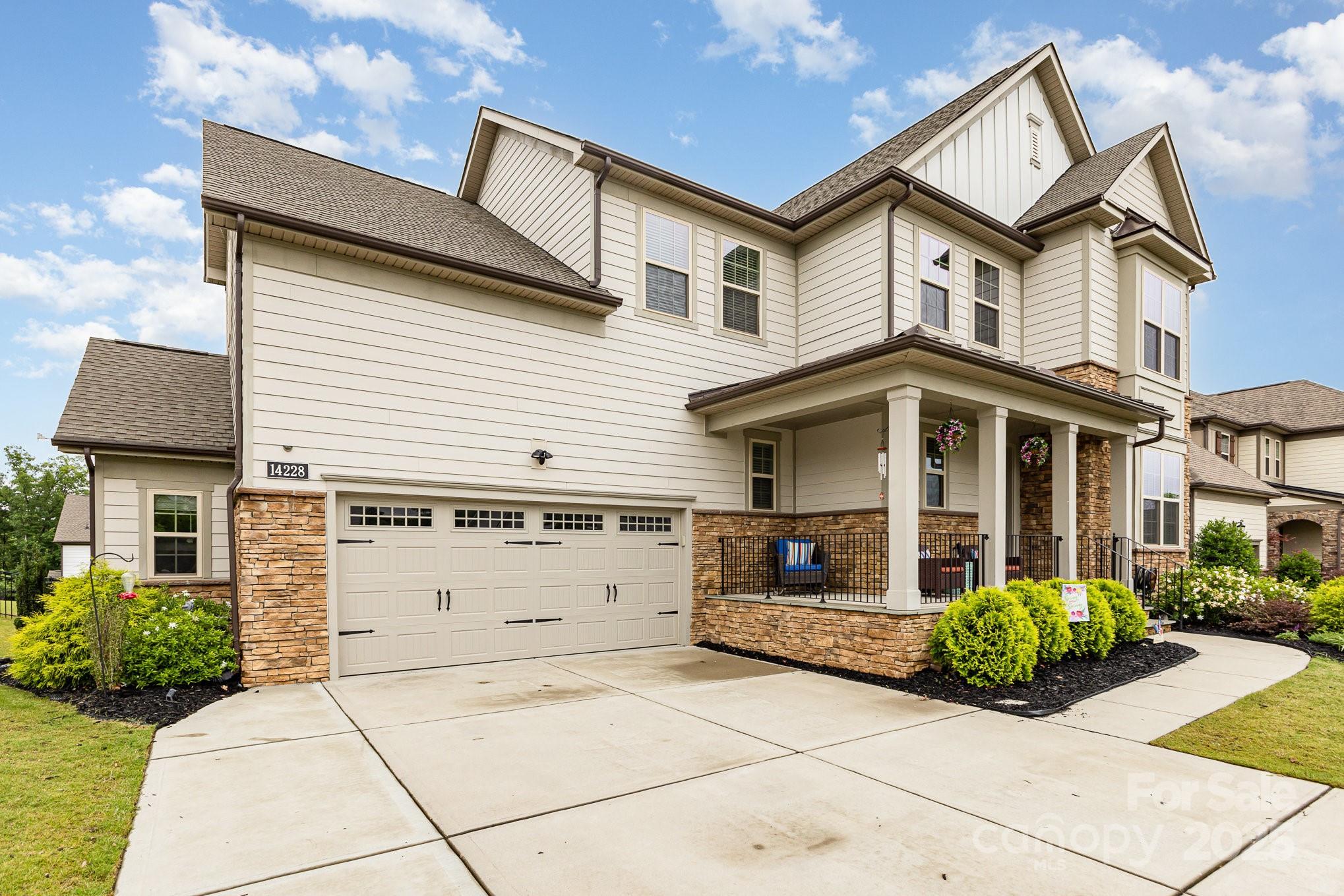 14228 Twin Eagles Lane Property Photo 4