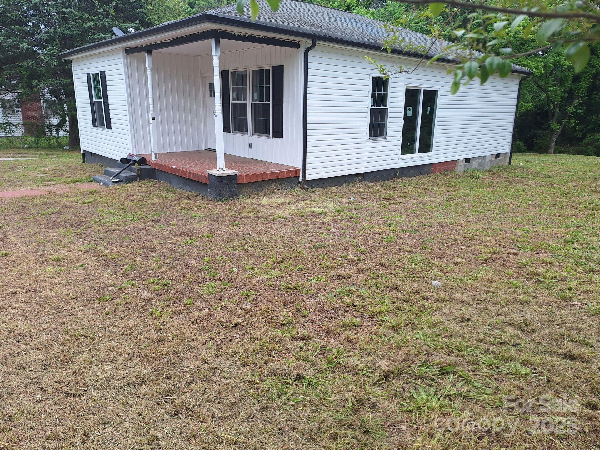 720 Mutual Road Property Photo