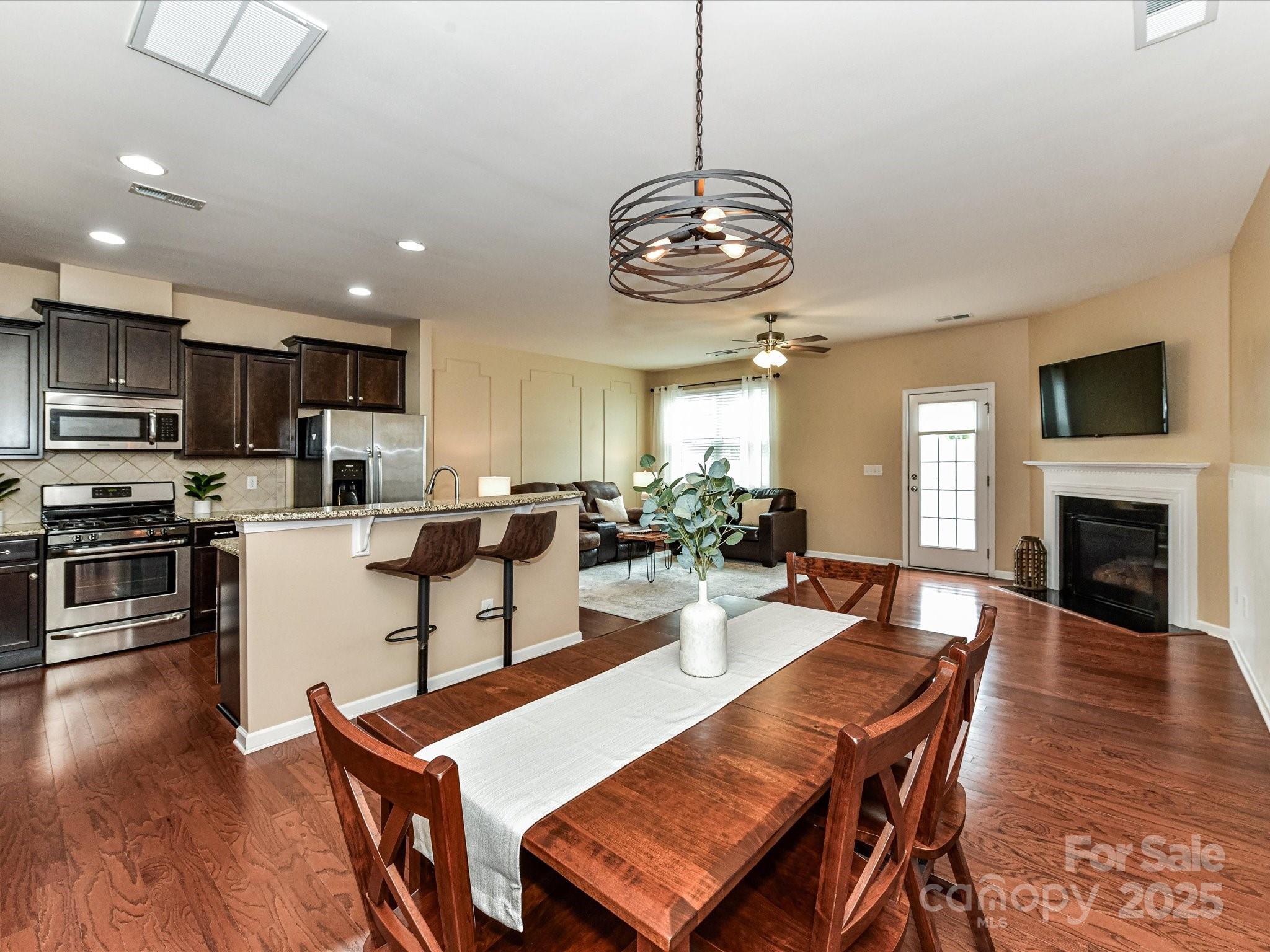 7325 Overmountain Drive Property Photo 17