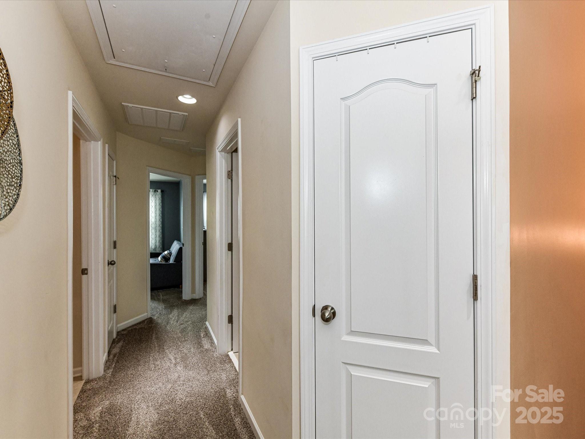 7325 Overmountain Drive Property Photo 18