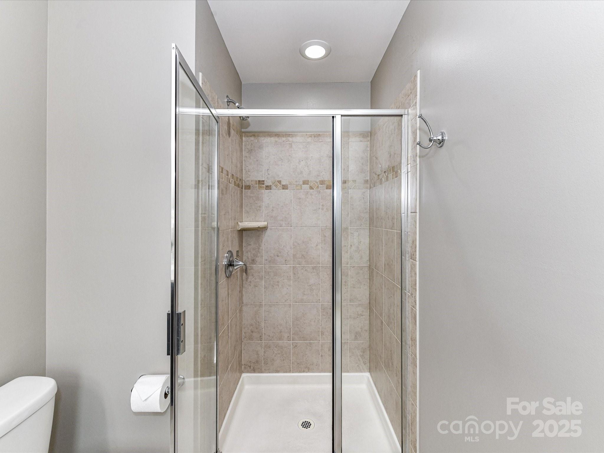 7325 Overmountain Drive Property Photo 23