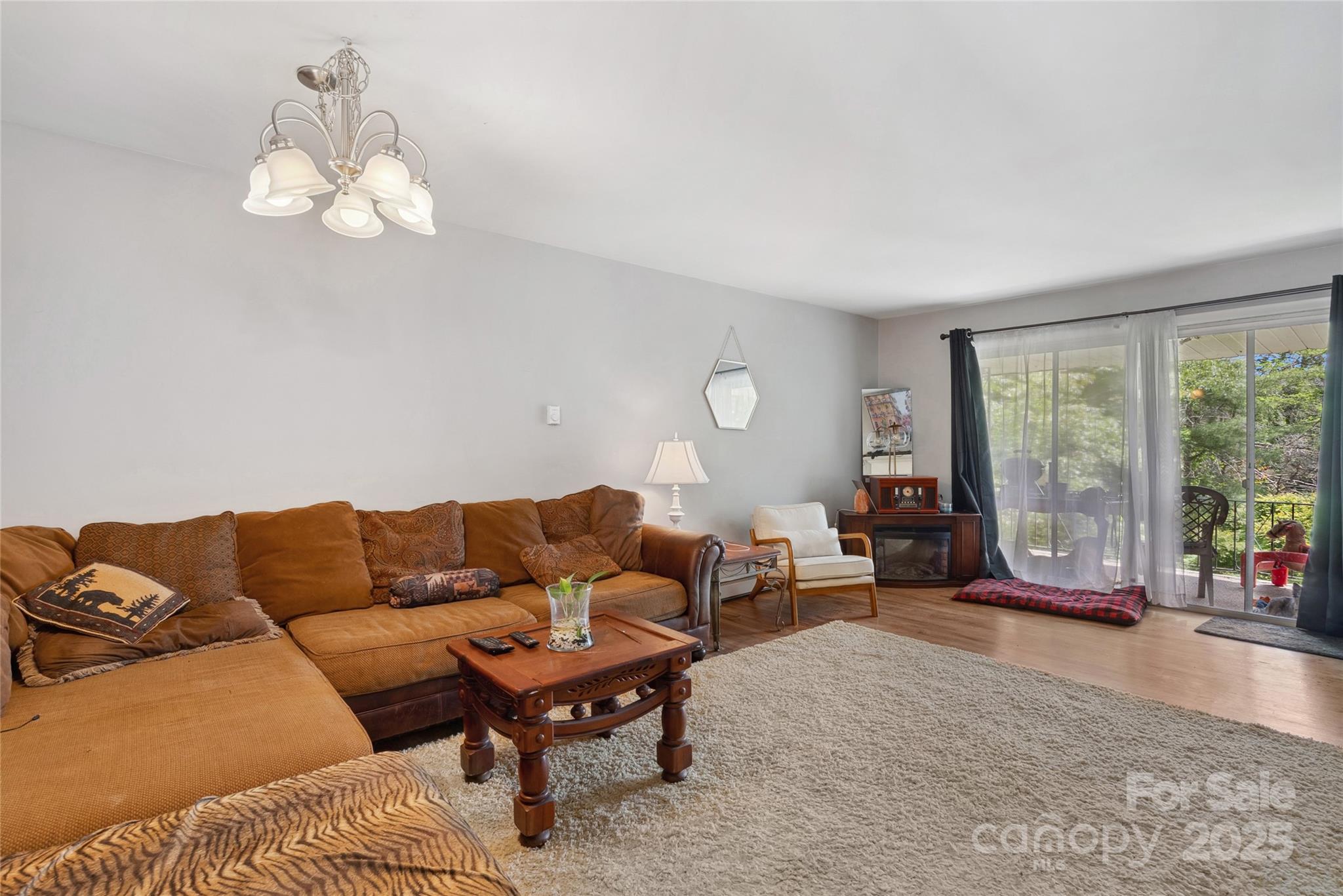129 Westwood Drive Property Photo 6