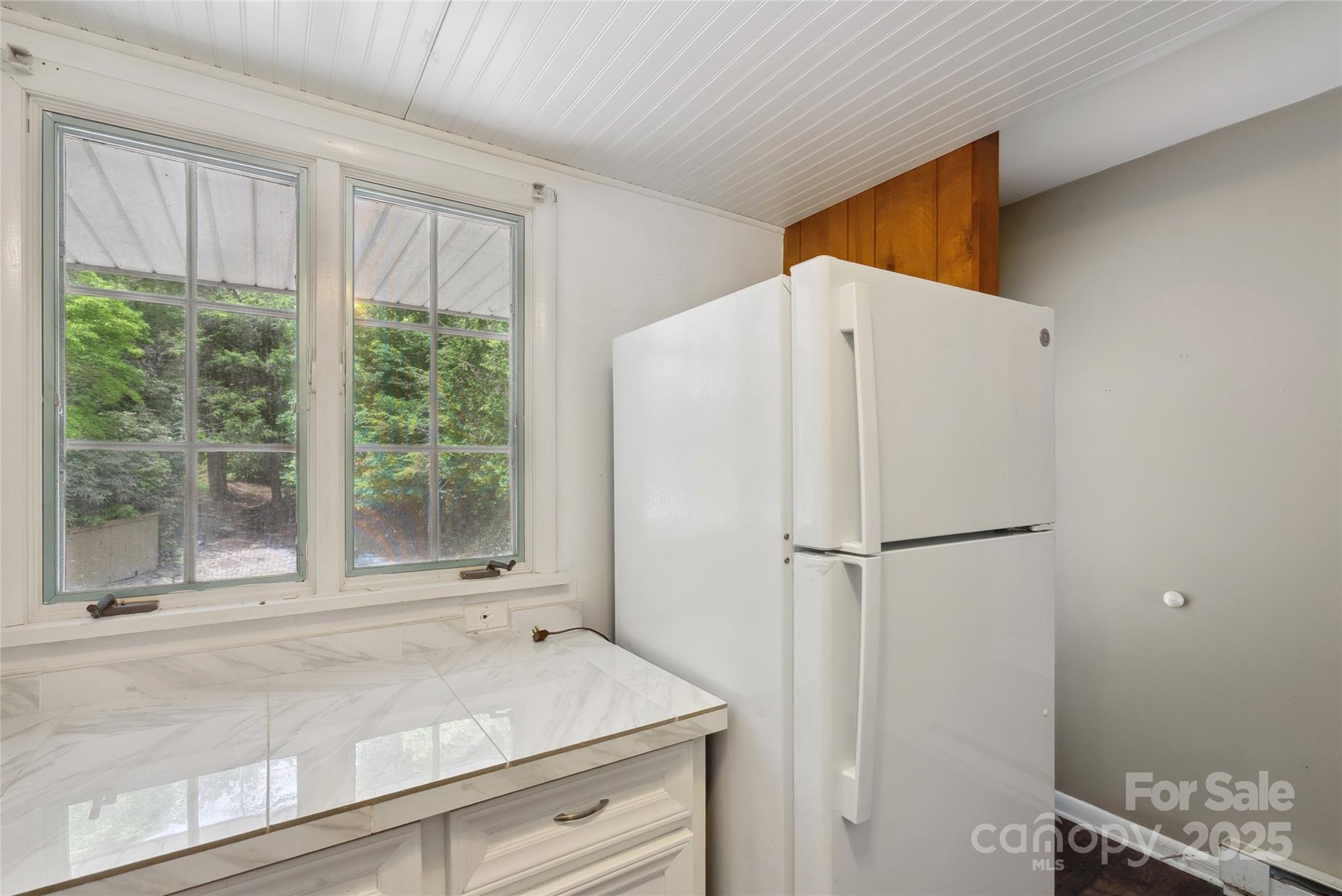 129 Westwood Drive Property Photo 15