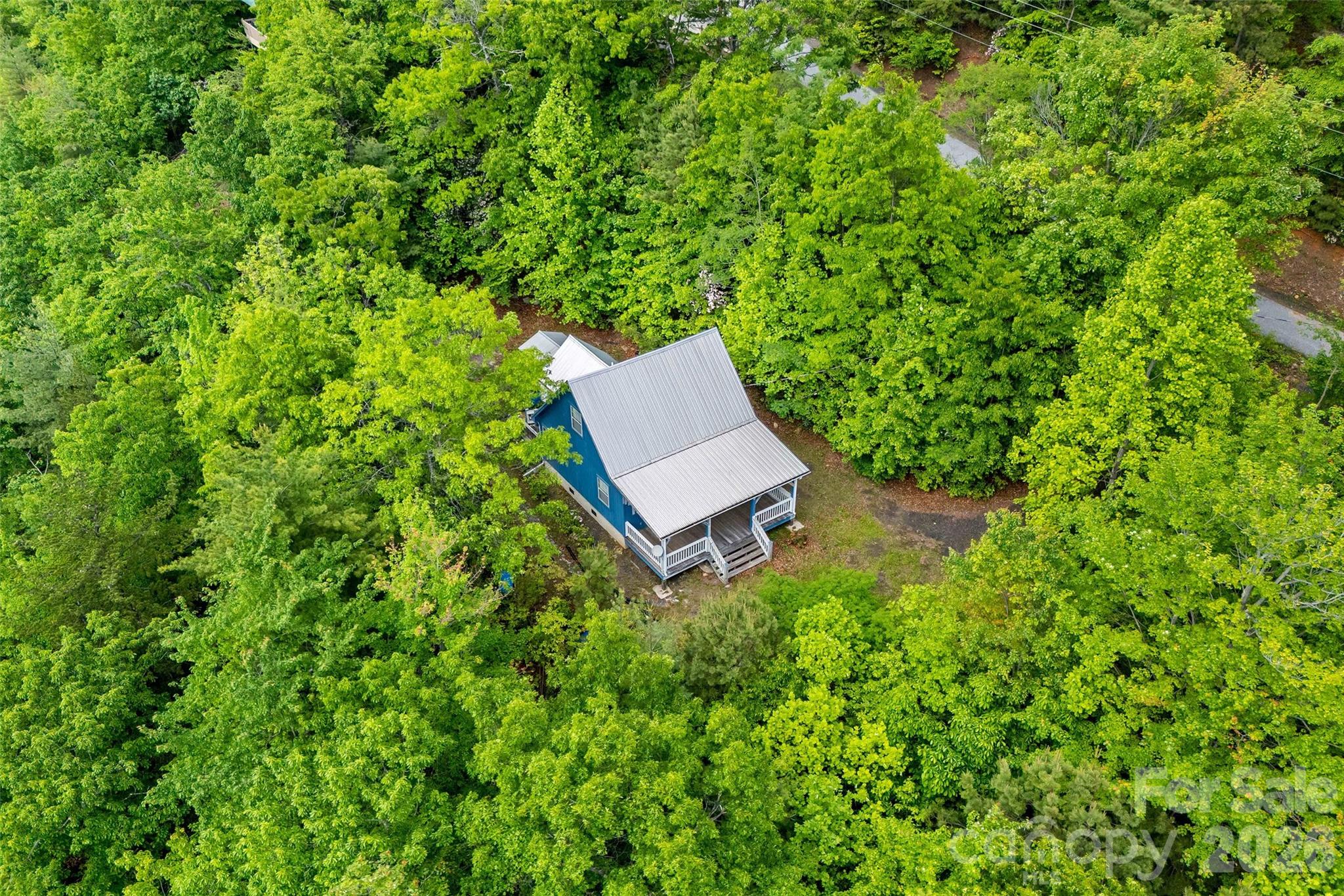 42 Parkway Drive Property Photo 2