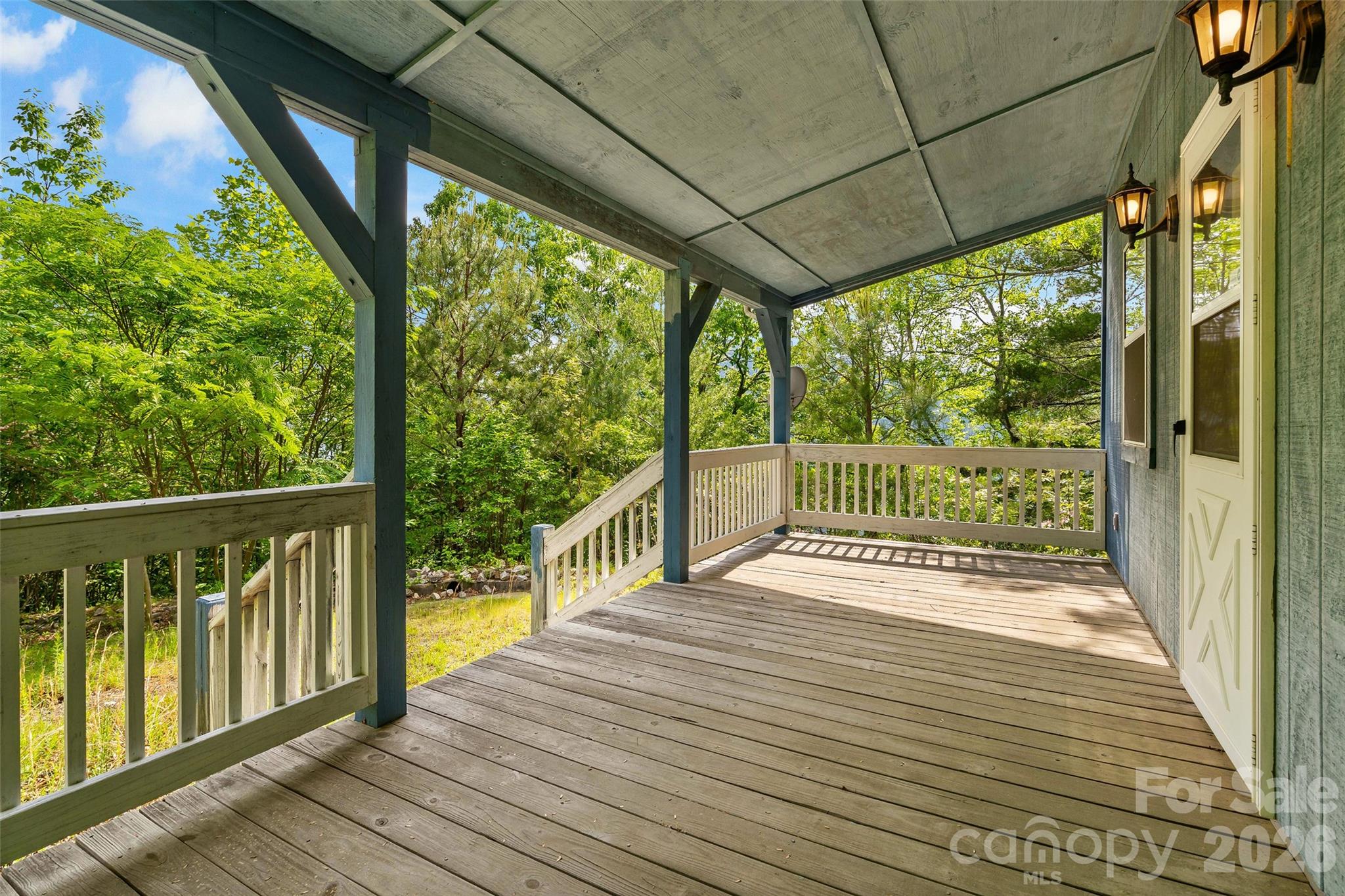 42 Parkway Drive Property Photo 6
