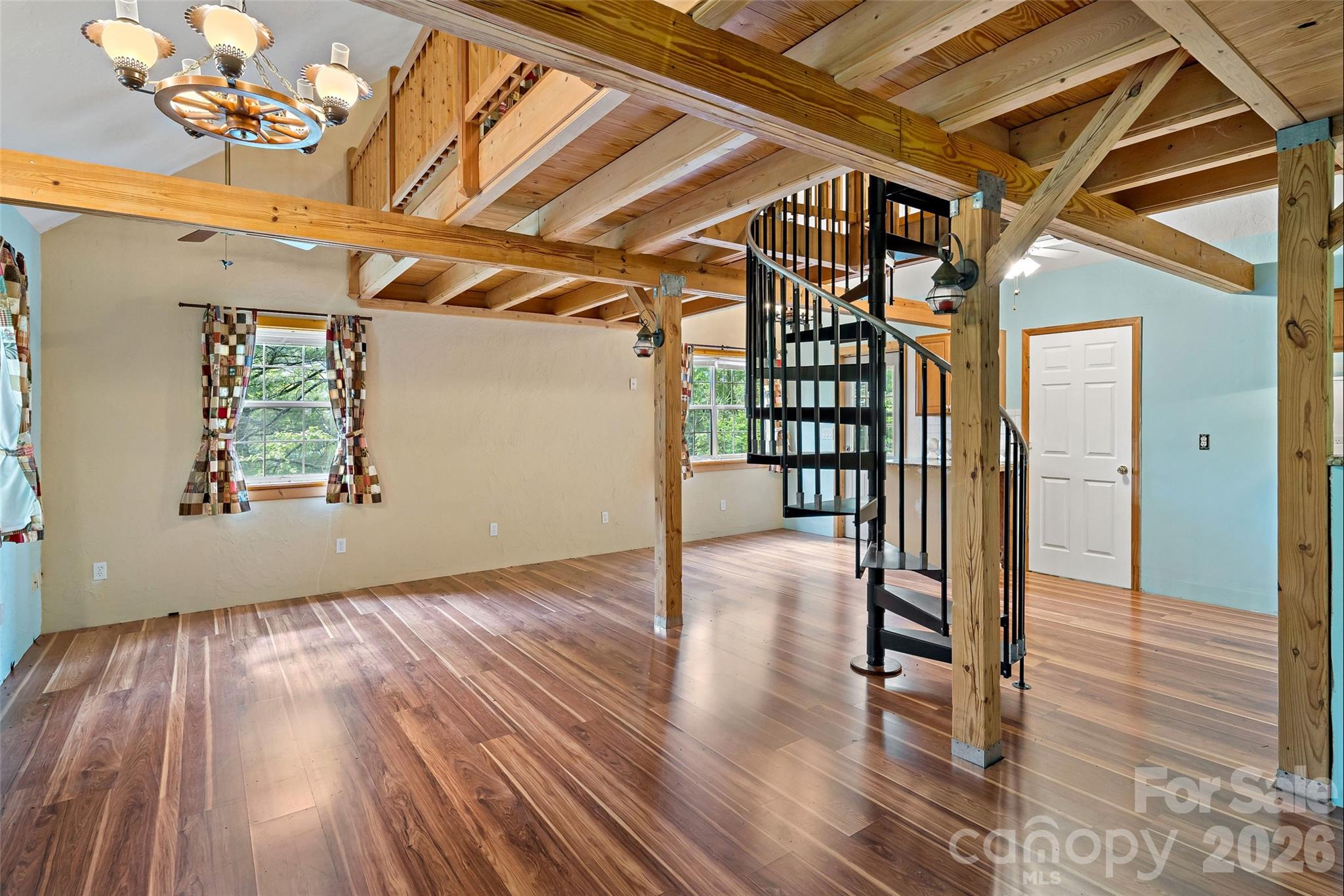 42 Parkway Drive Property Photo 12