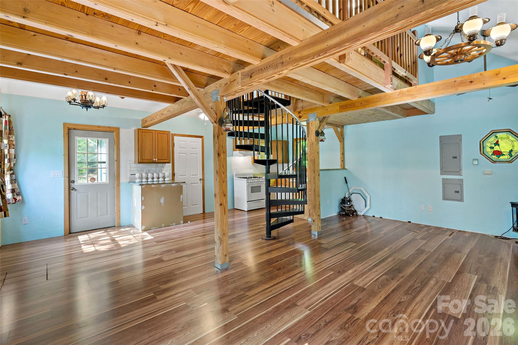 42 Parkway Drive Property Photo 14