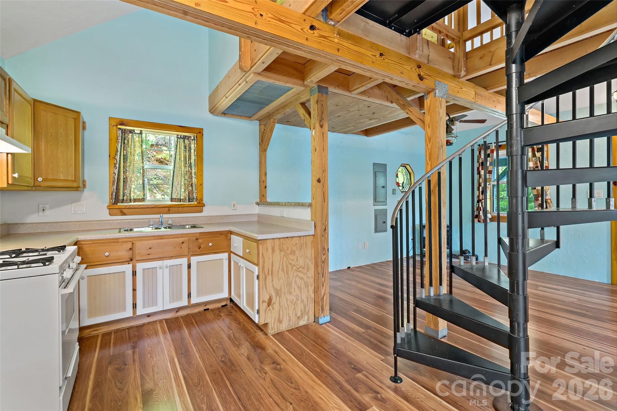 42 Parkway Drive Property Photo 18