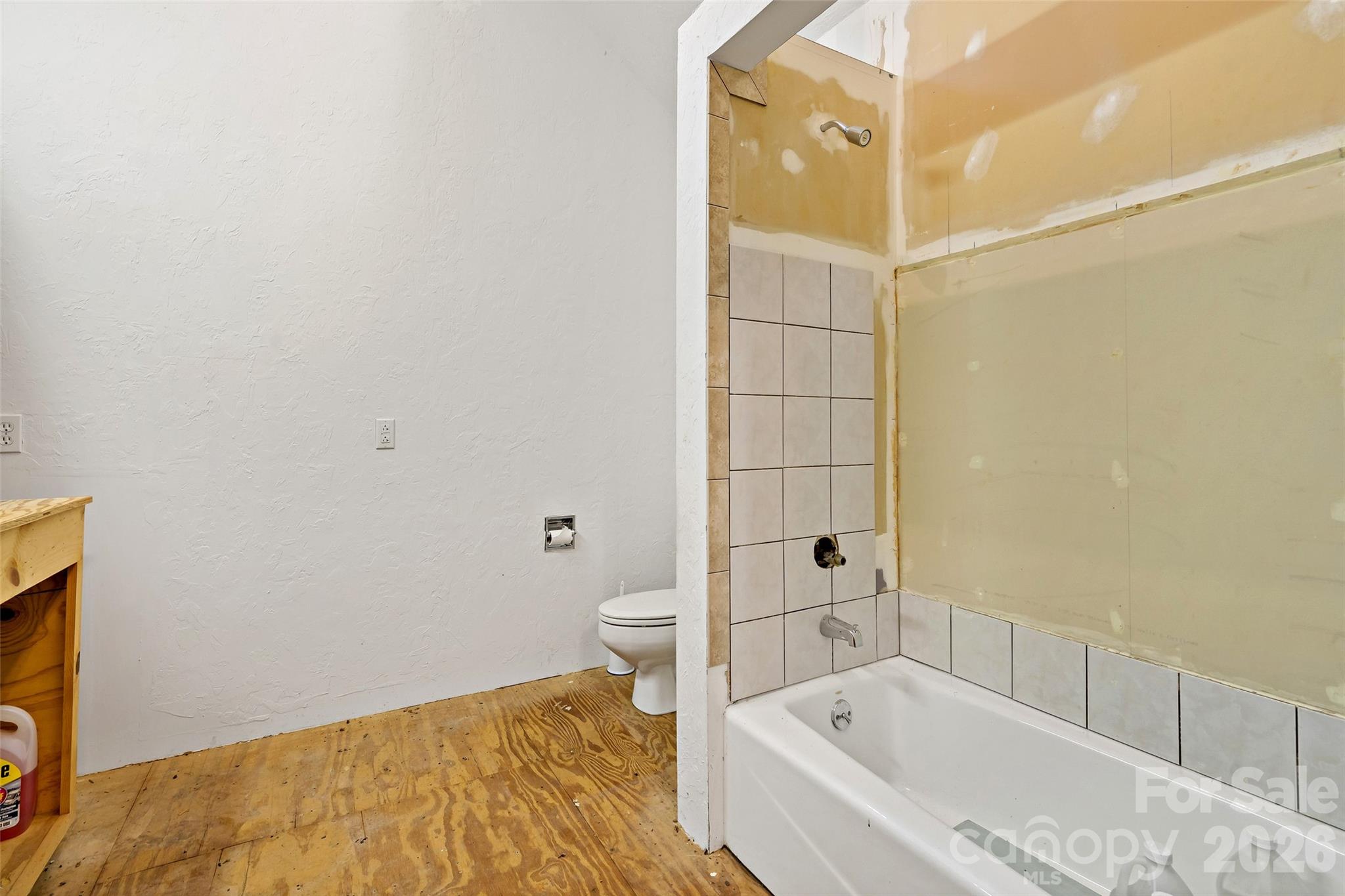42 Parkway Drive Property Photo 19