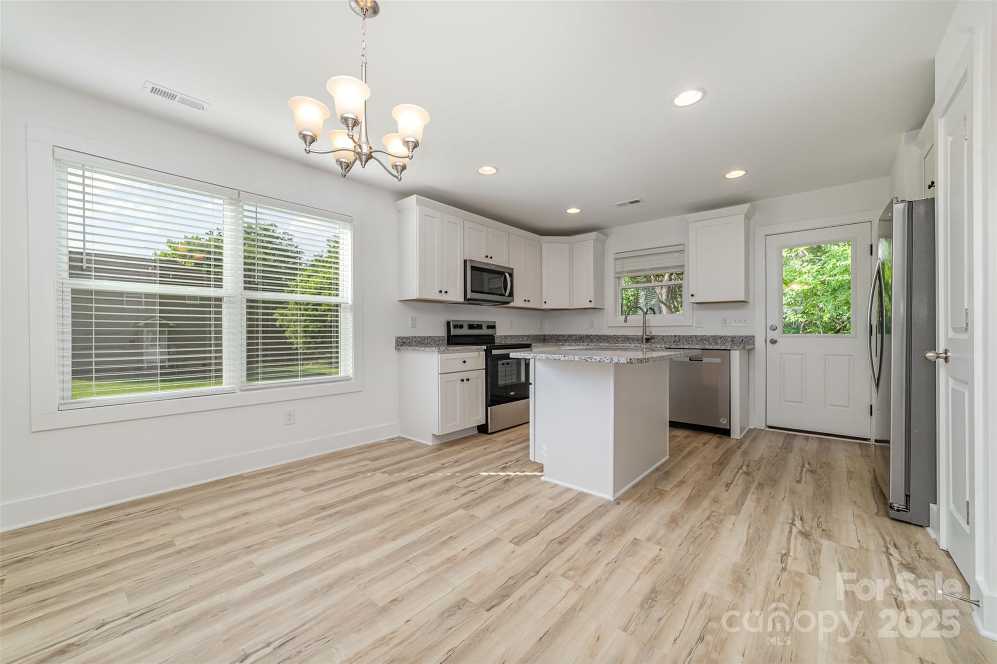 304 Adams Street Property Photo 6