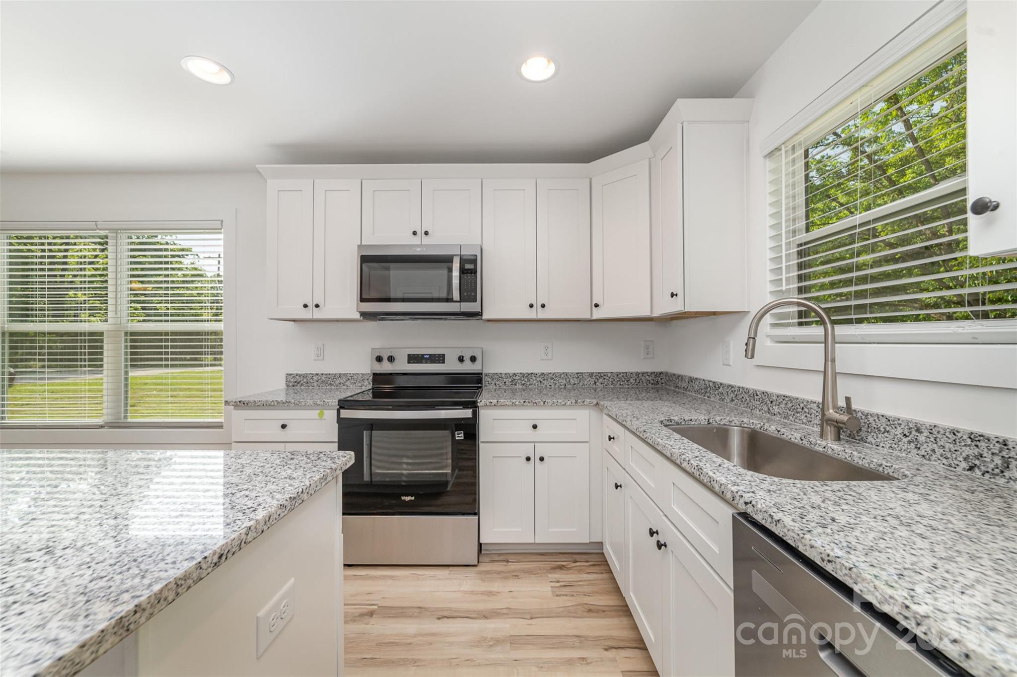 304 Adams Street Property Photo 11