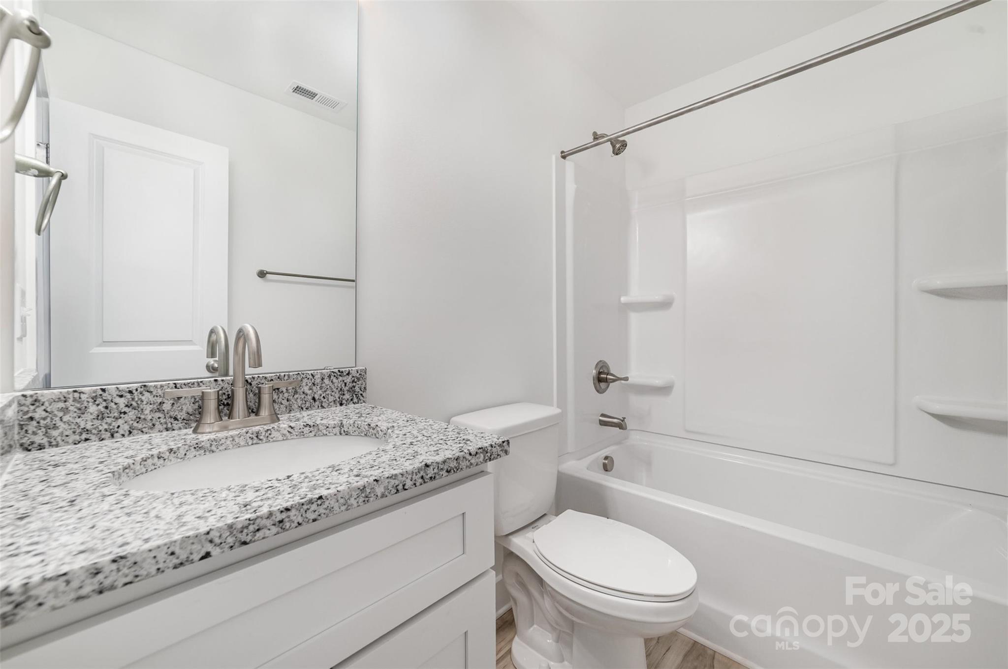 304 Adams Street Property Photo 17