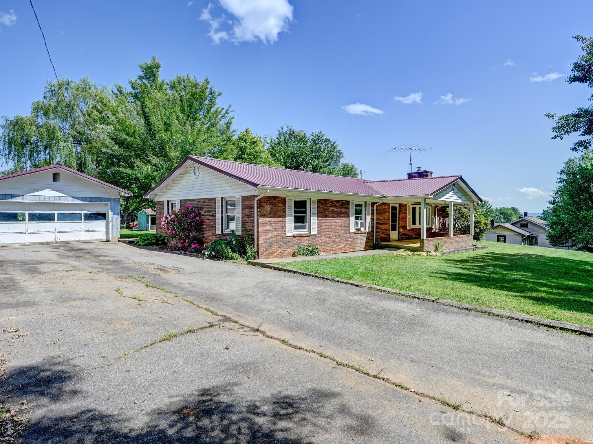 522 Bailey Mountain Road Property Photo 6