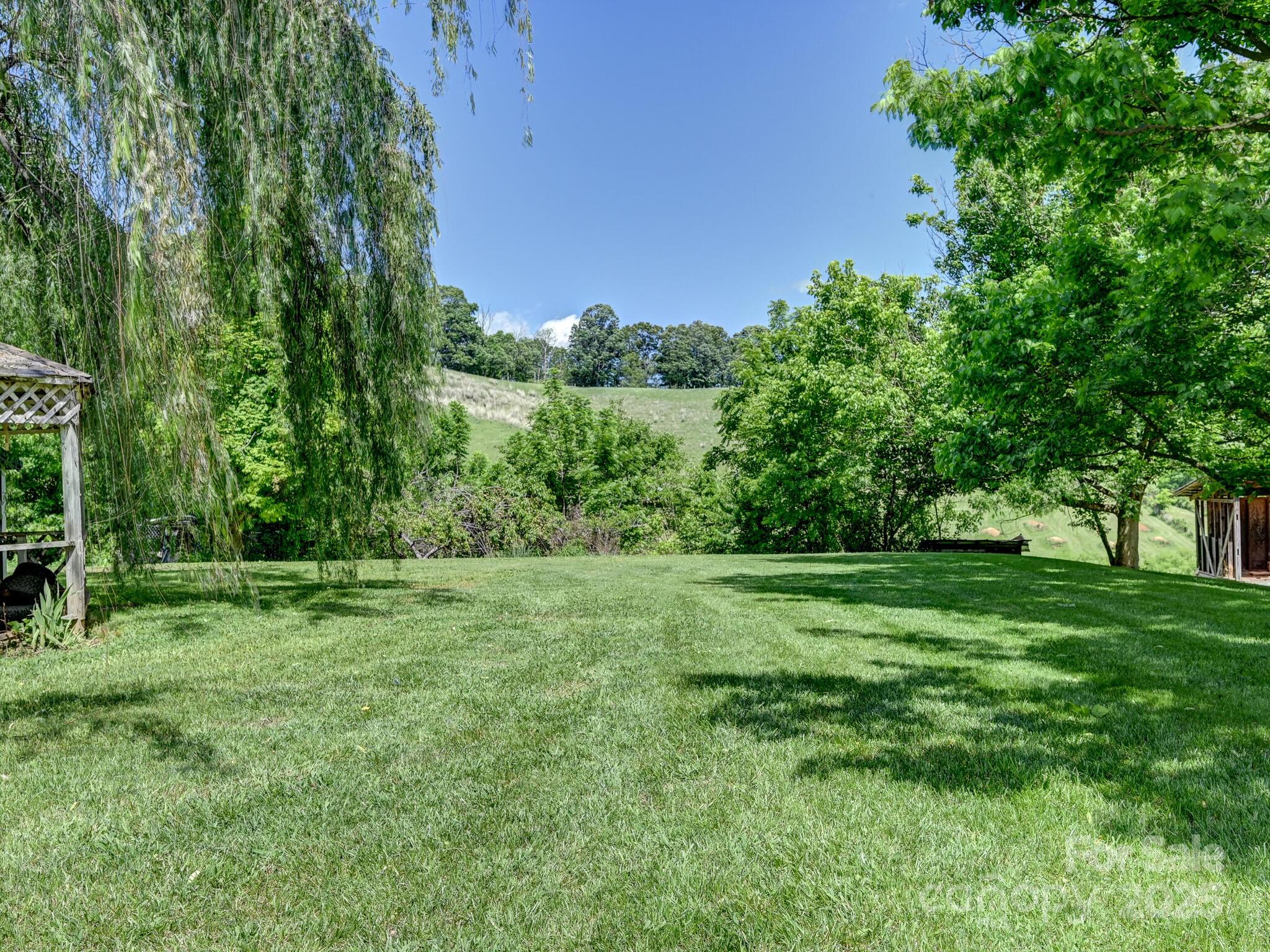 522 Bailey Mountain Road Property Photo 16