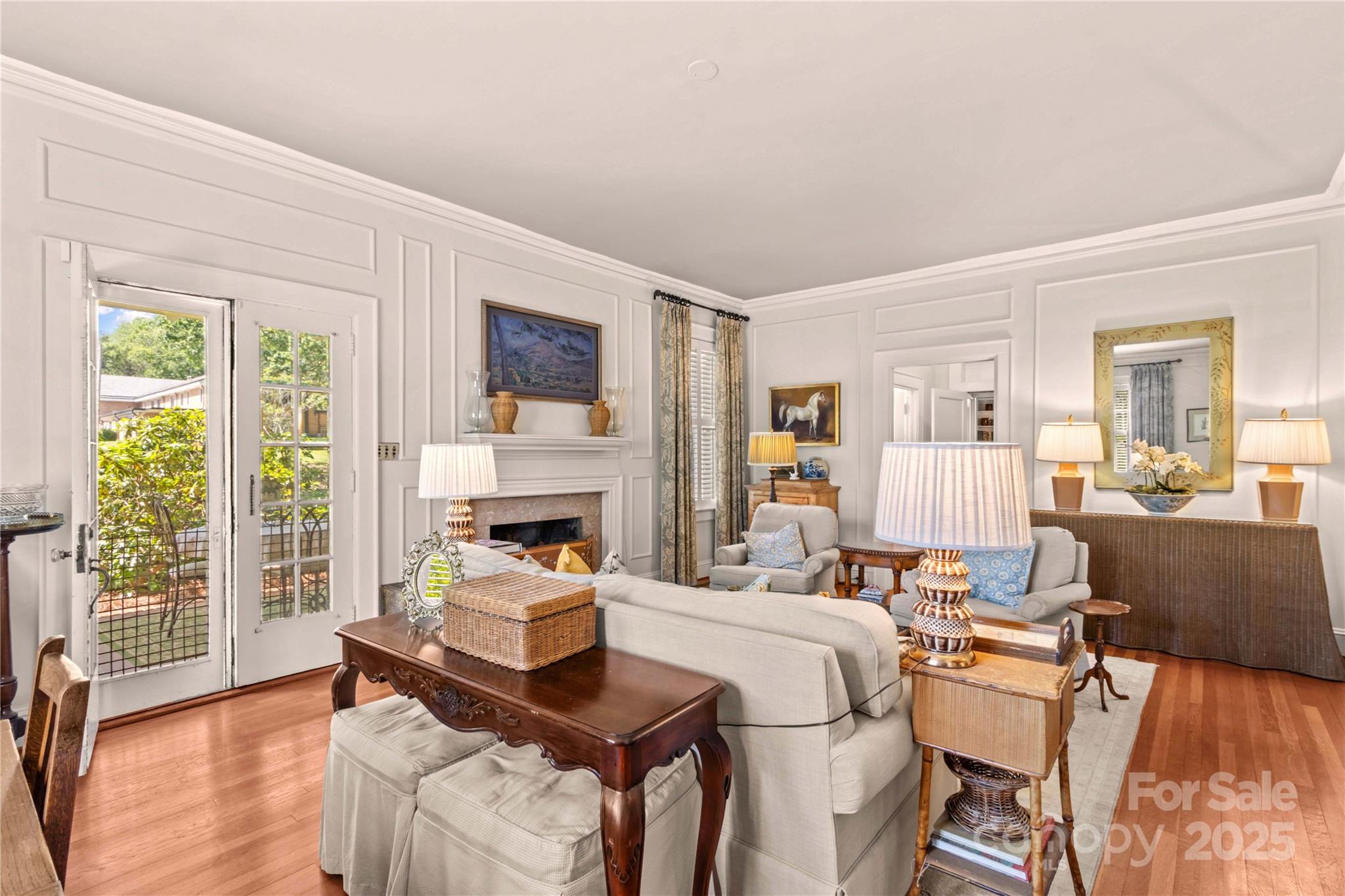 712 N Center Street Property Photo 16