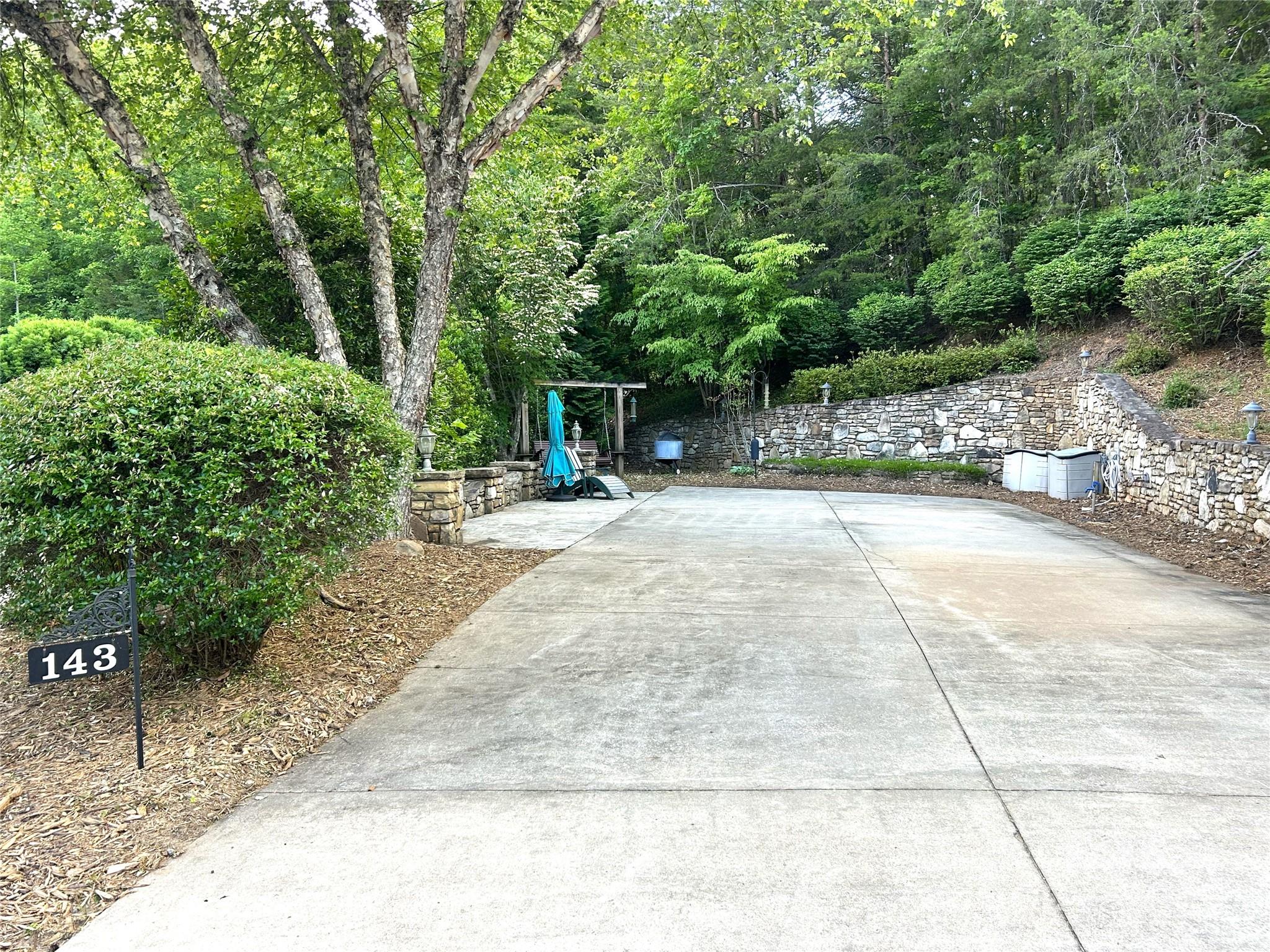 143 Cornell Circle Property Photo